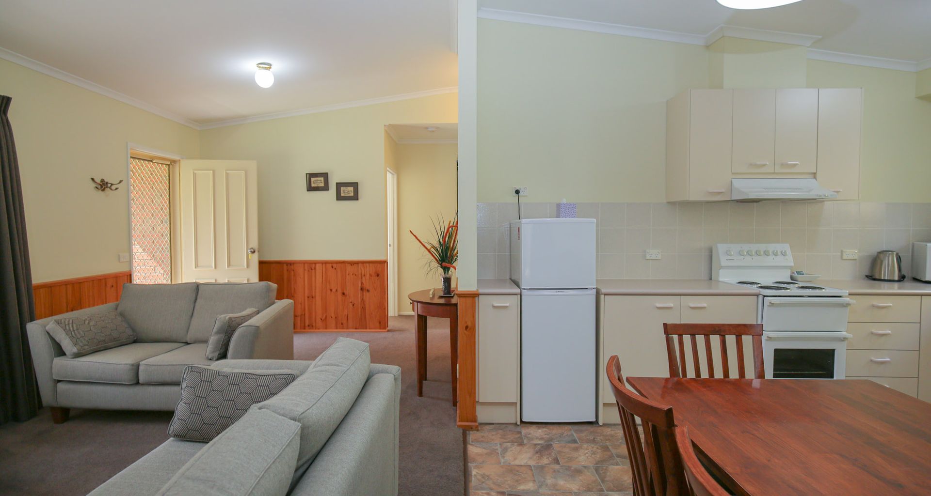 SILVER BIRCHES HOLIDAY VILLAGE – UNIT 10