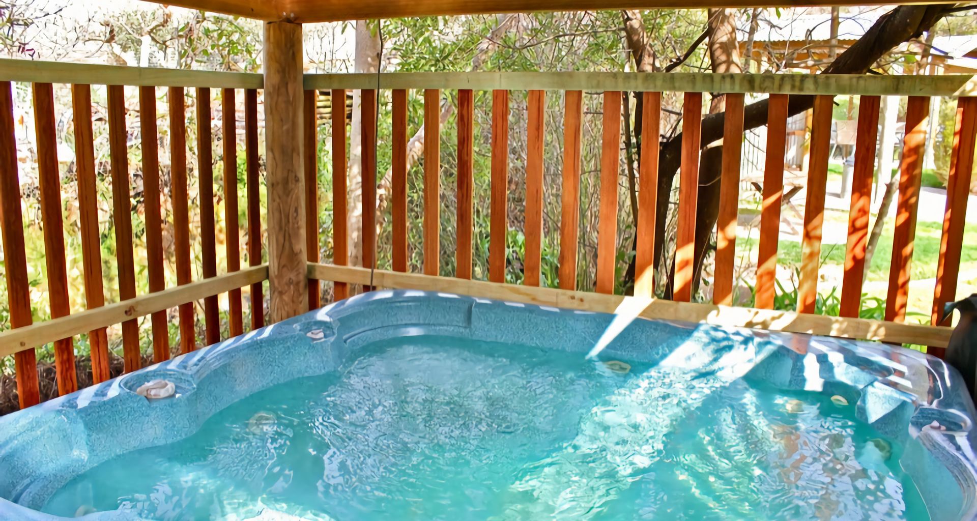 CEDAR HOLIDAY UNITS – APARTMENT 1