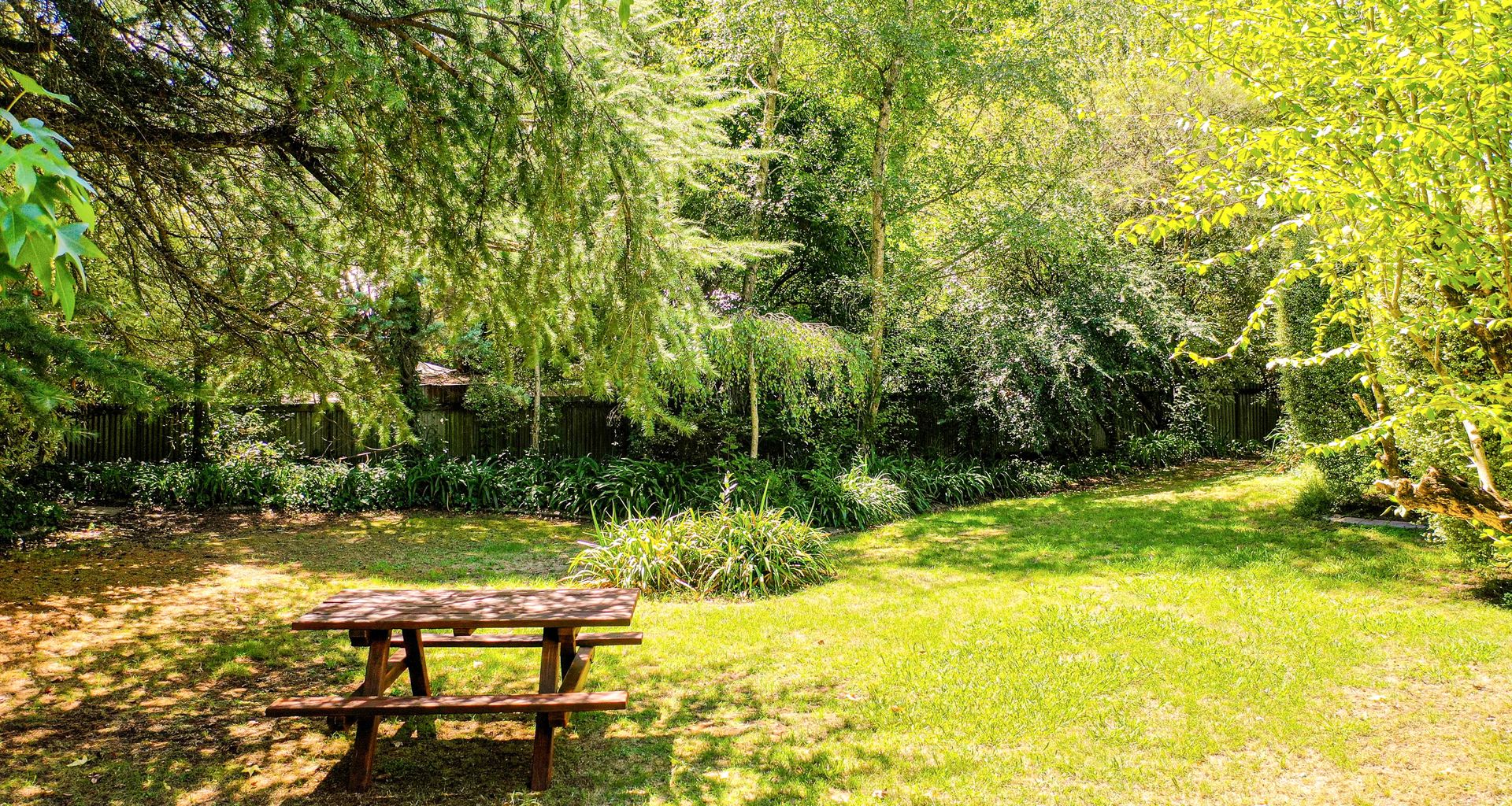 CEDAR HOLIDAY UNITS – APARTMENT 2