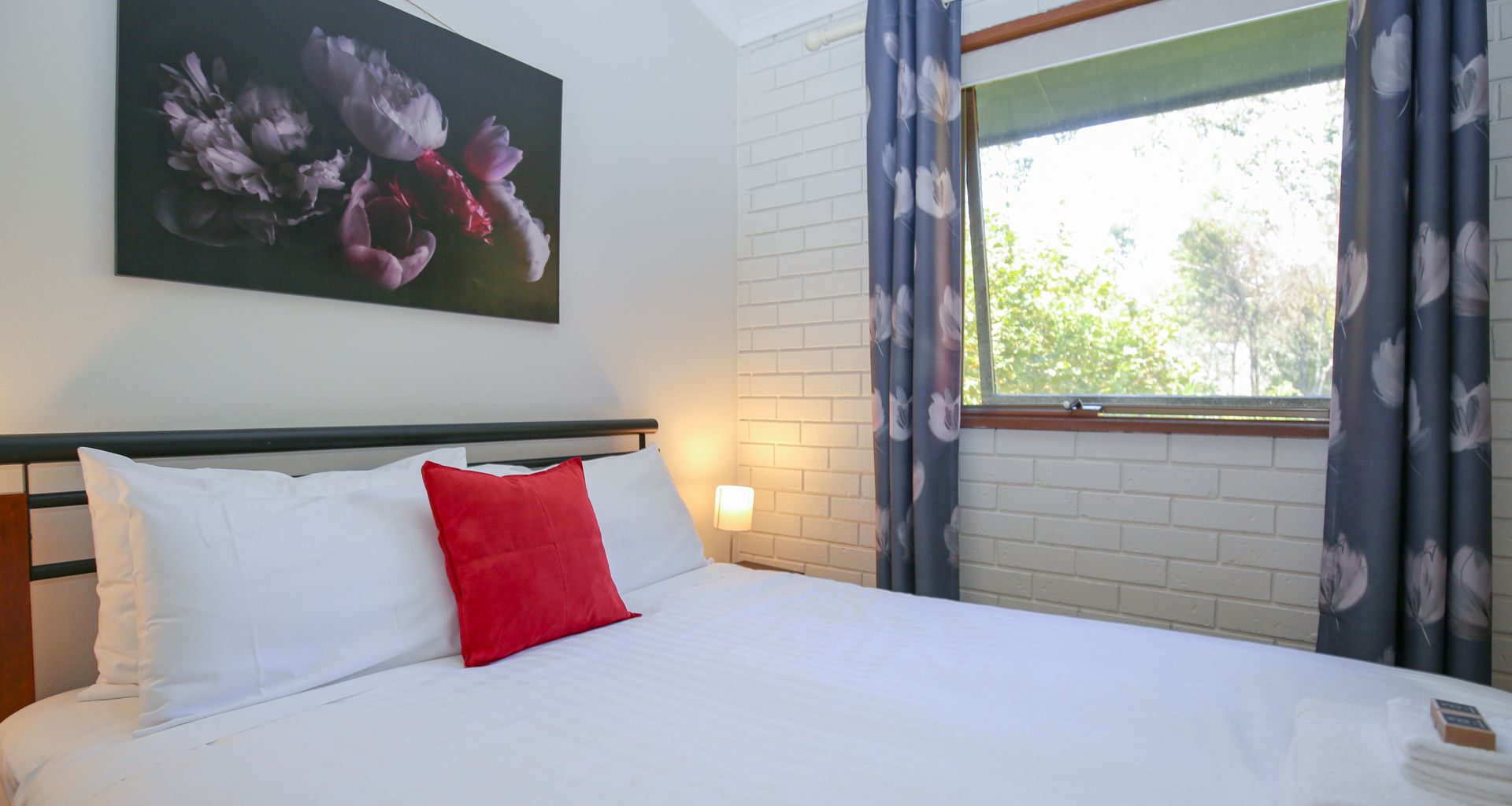 CEDAR HOLIDAY UNITS – APARTMENT 2