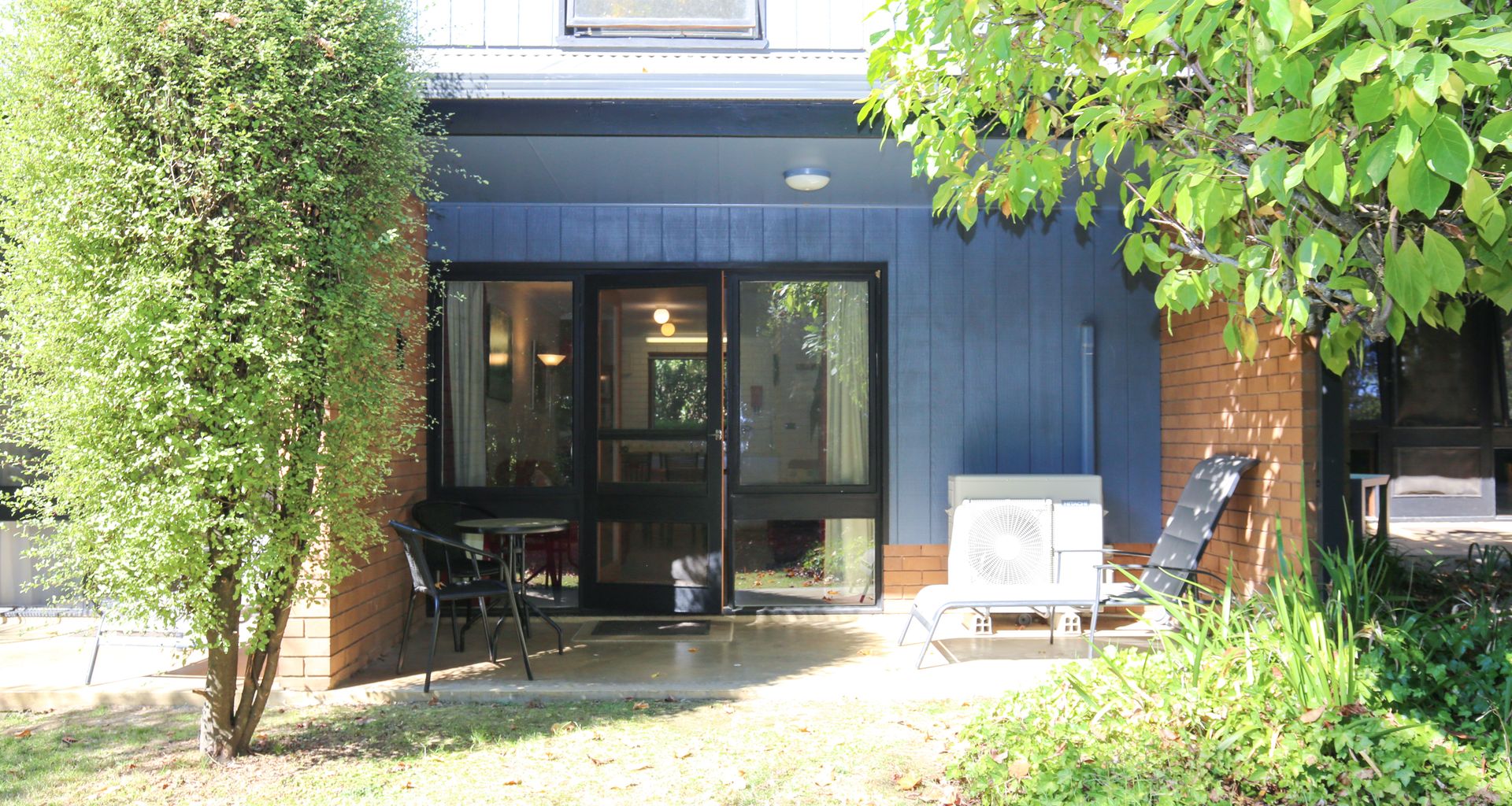 CEDAR HOLIDAY UNITS – APARTMENT 2