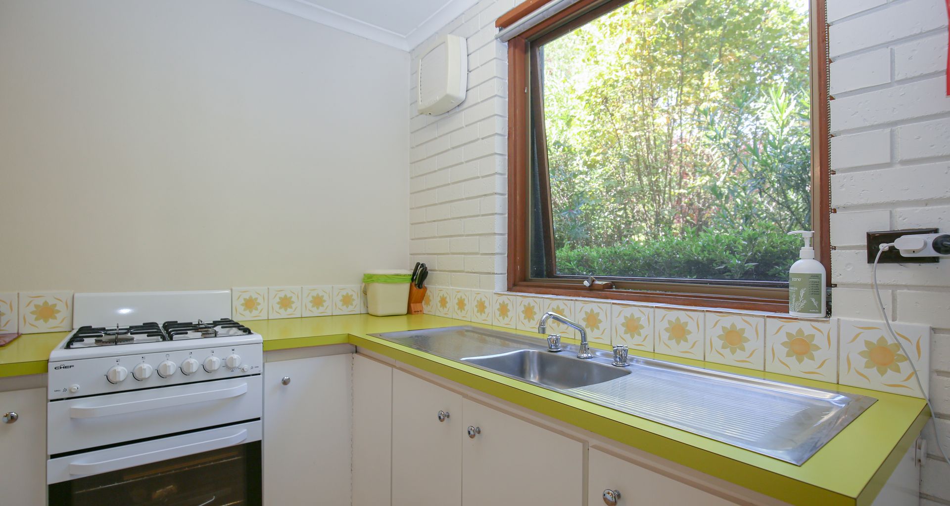 CEDAR HOLIDAY UNITS – APARTMENT 2