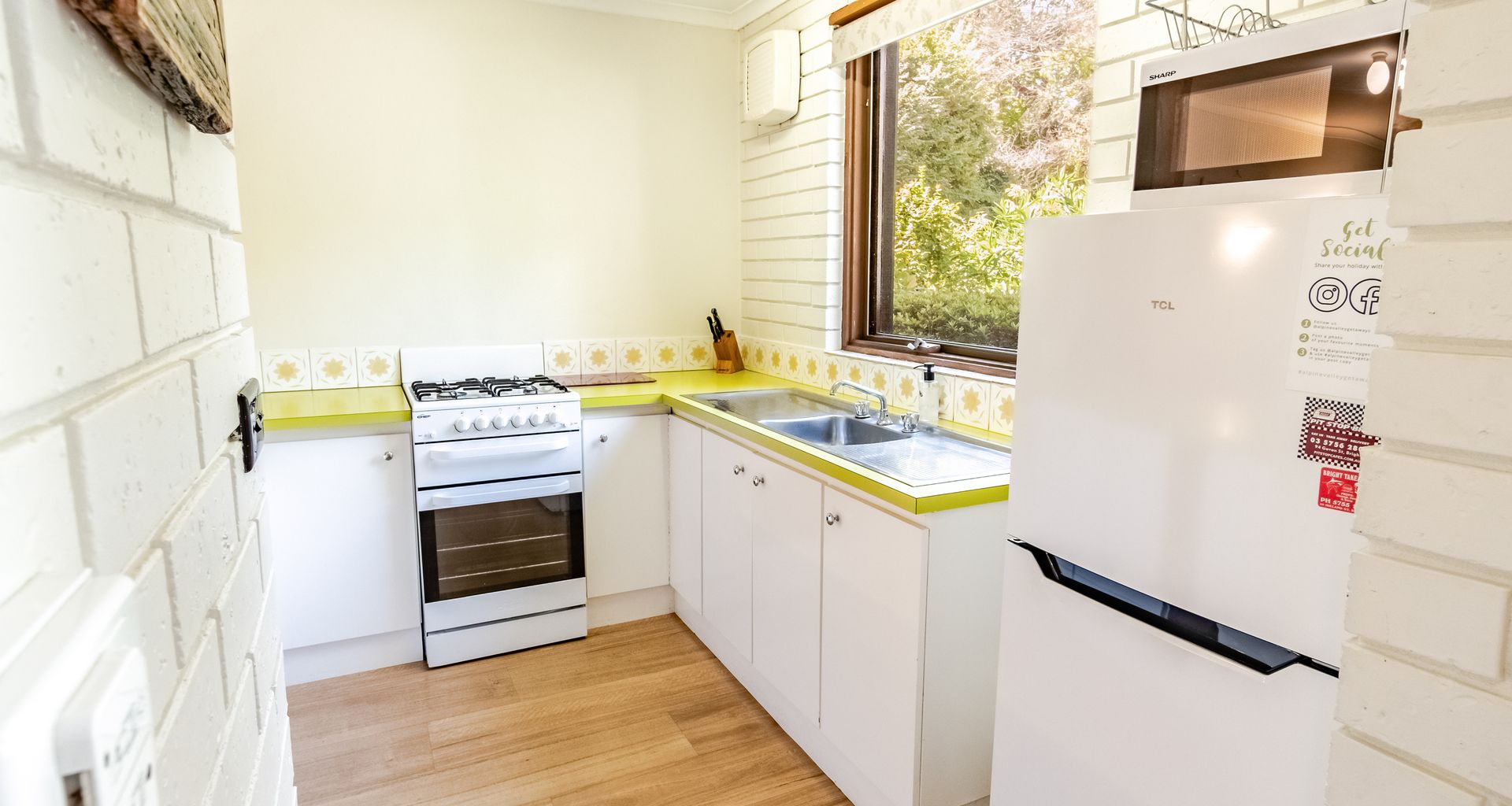 CEDAR HOLIDAY UNITS – APARTMENT 2