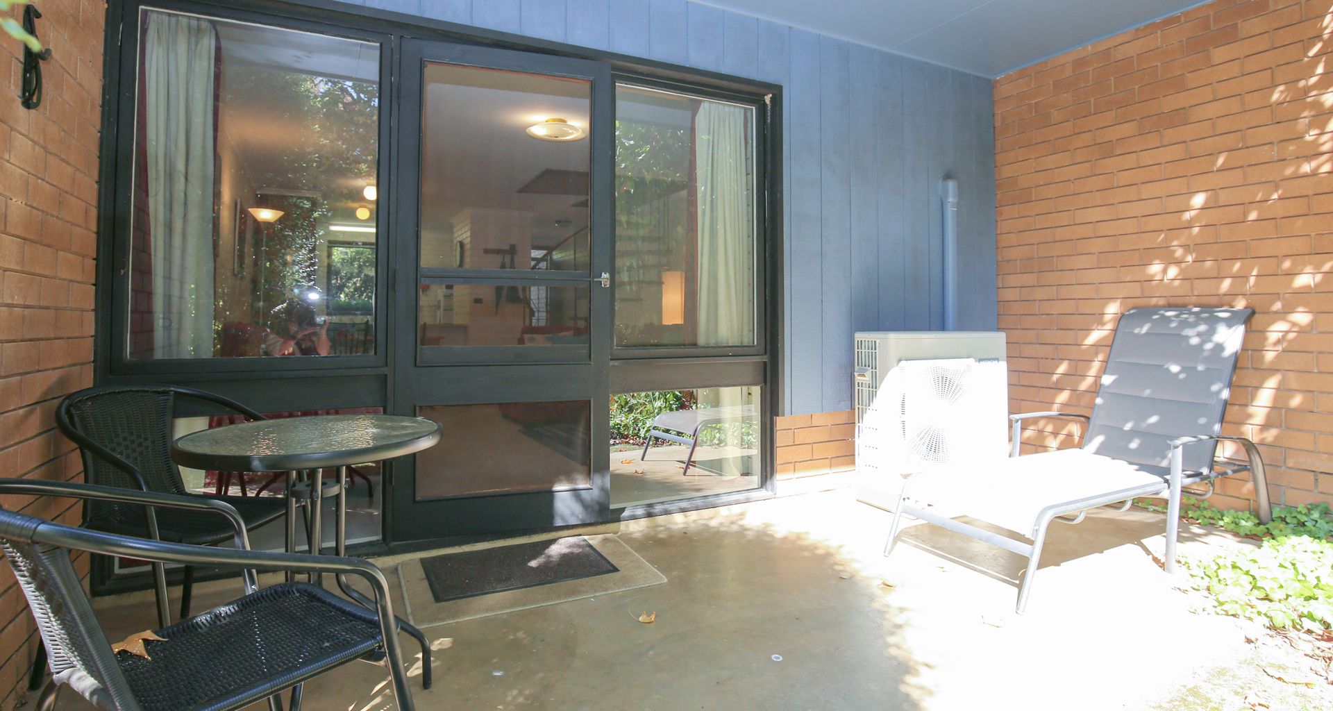 CEDAR HOLIDAY UNITS – APARTMENT 2