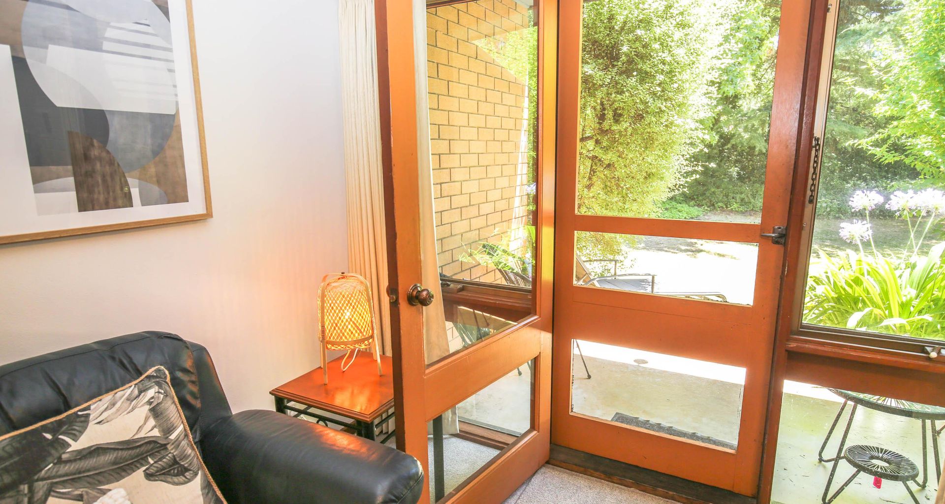 CEDAR HOLIDAY UNITS – APARTMENT 3