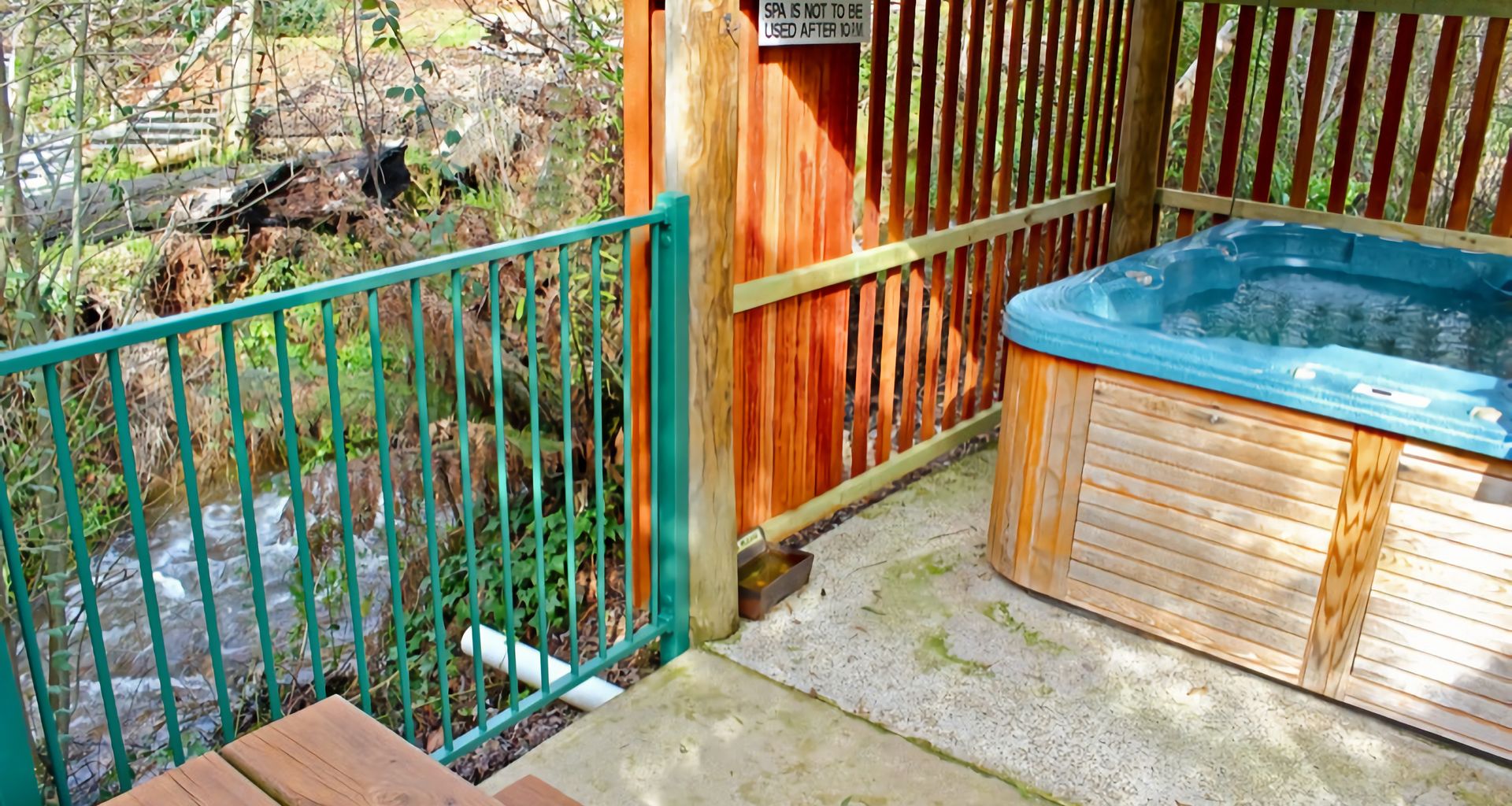 CEDAR HOLIDAY UNITS – APARTMENT 3