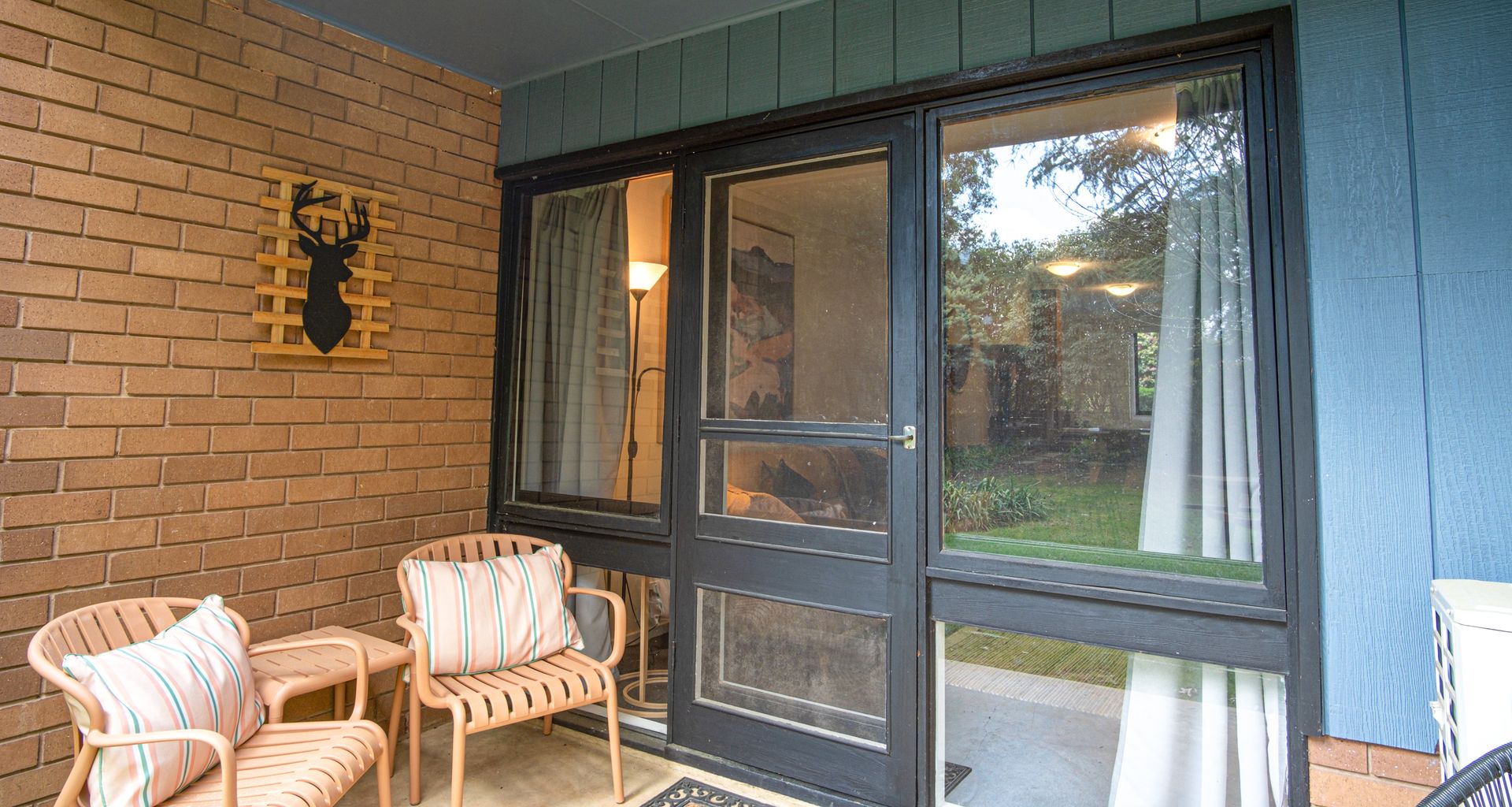 CEDAR HOLIDAY UNITS – APARTMENT 4