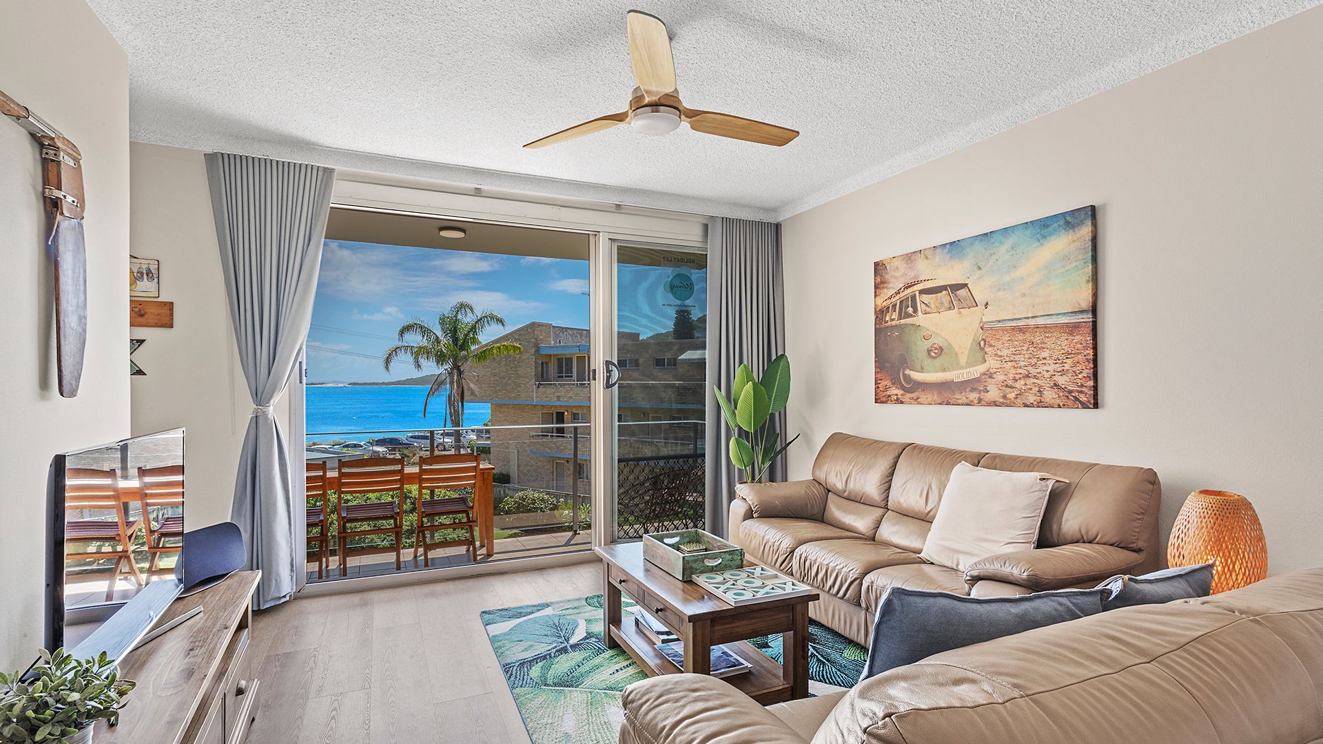 Bella Vista, Unit 10/19 Shoal Bay Road