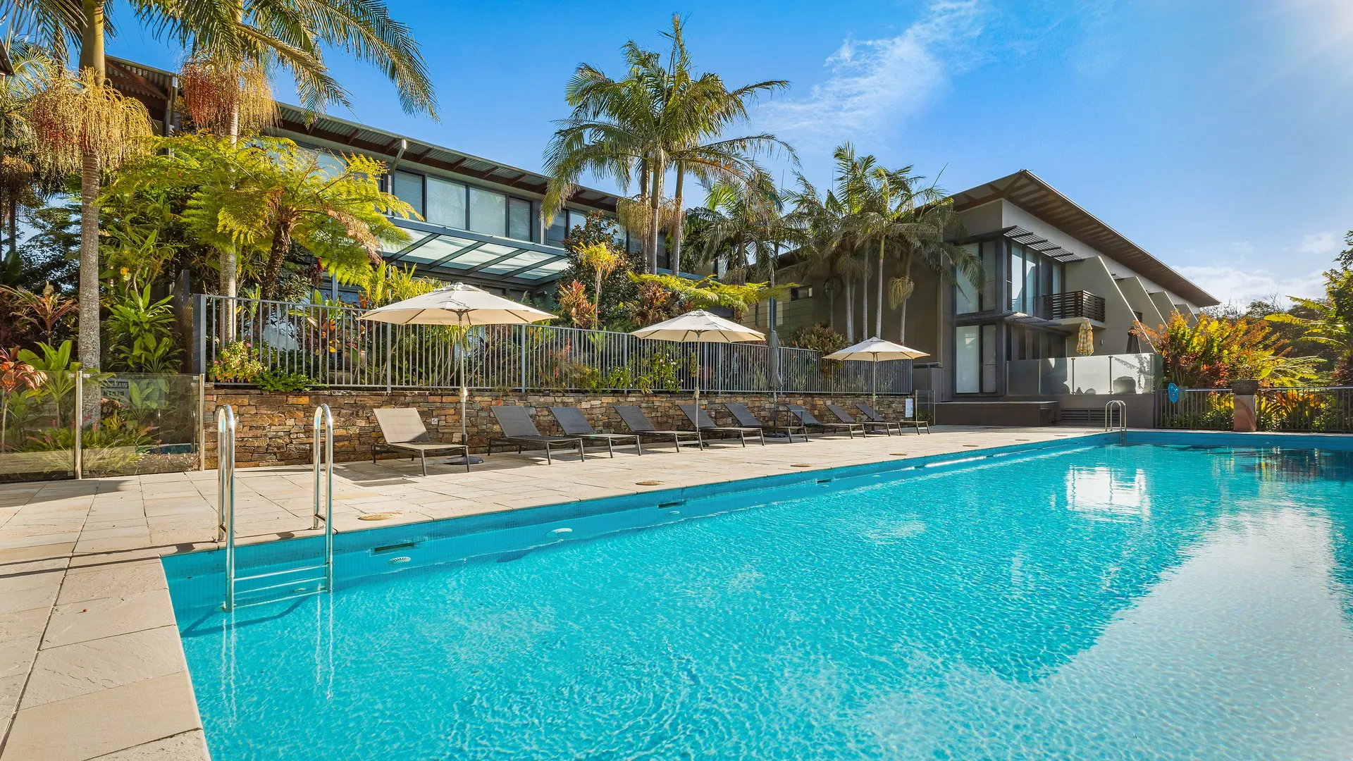 Byron Beachside Bliss – with pool & beach access