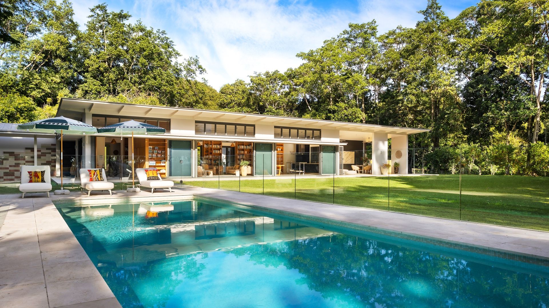 Pine Mountain – luxury rural estate with pool