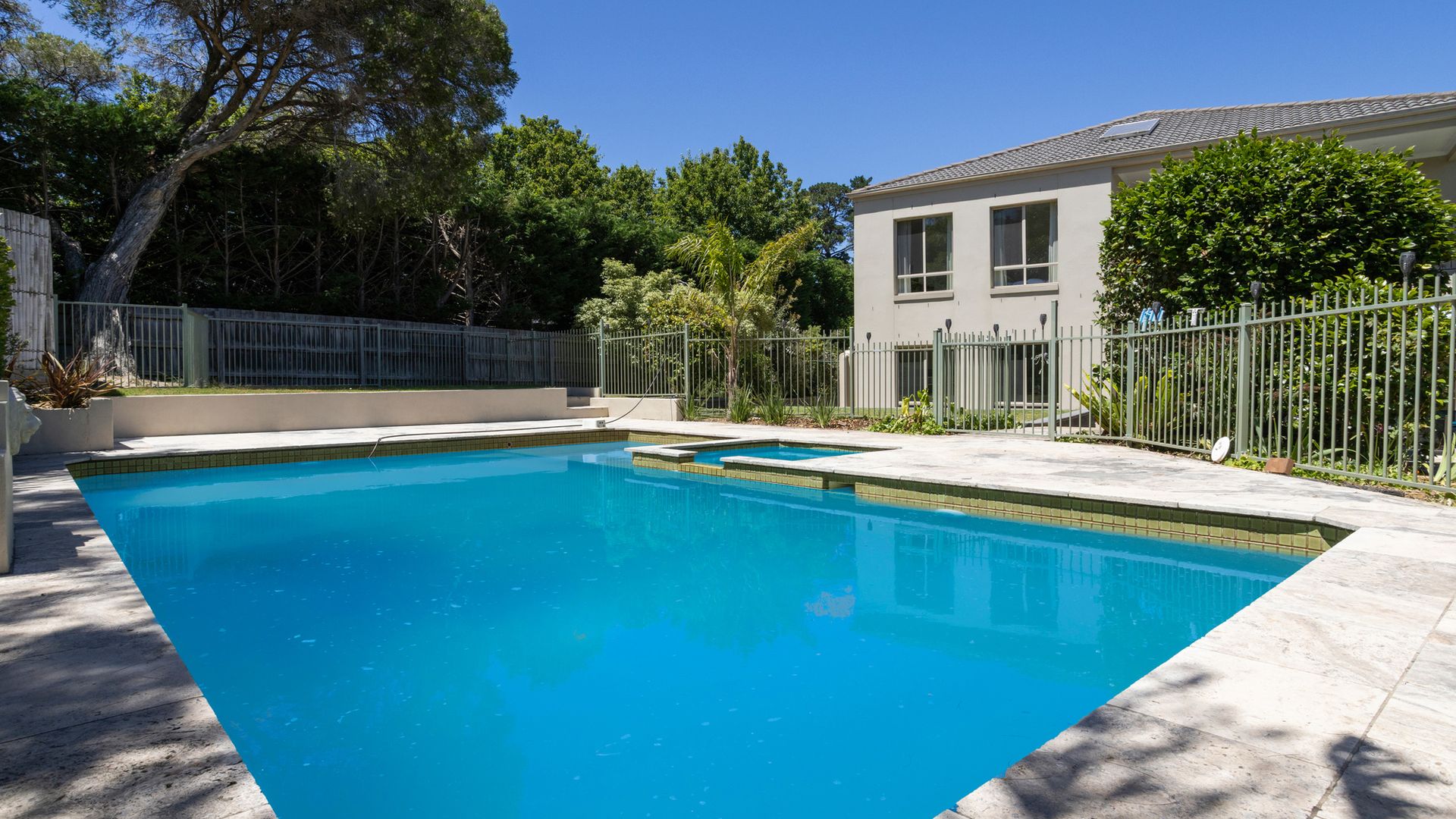 Jacksons Coast House