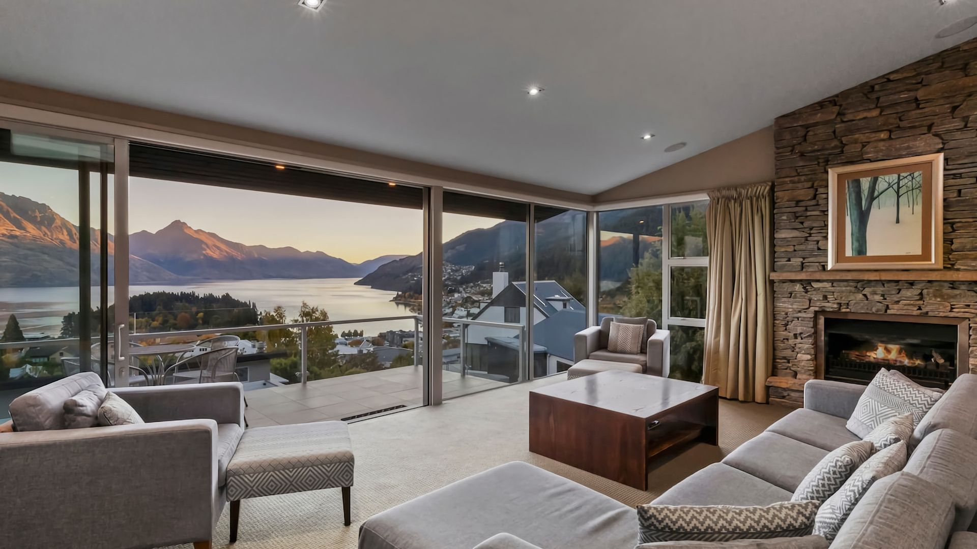 Remarkable Location Queenstown
