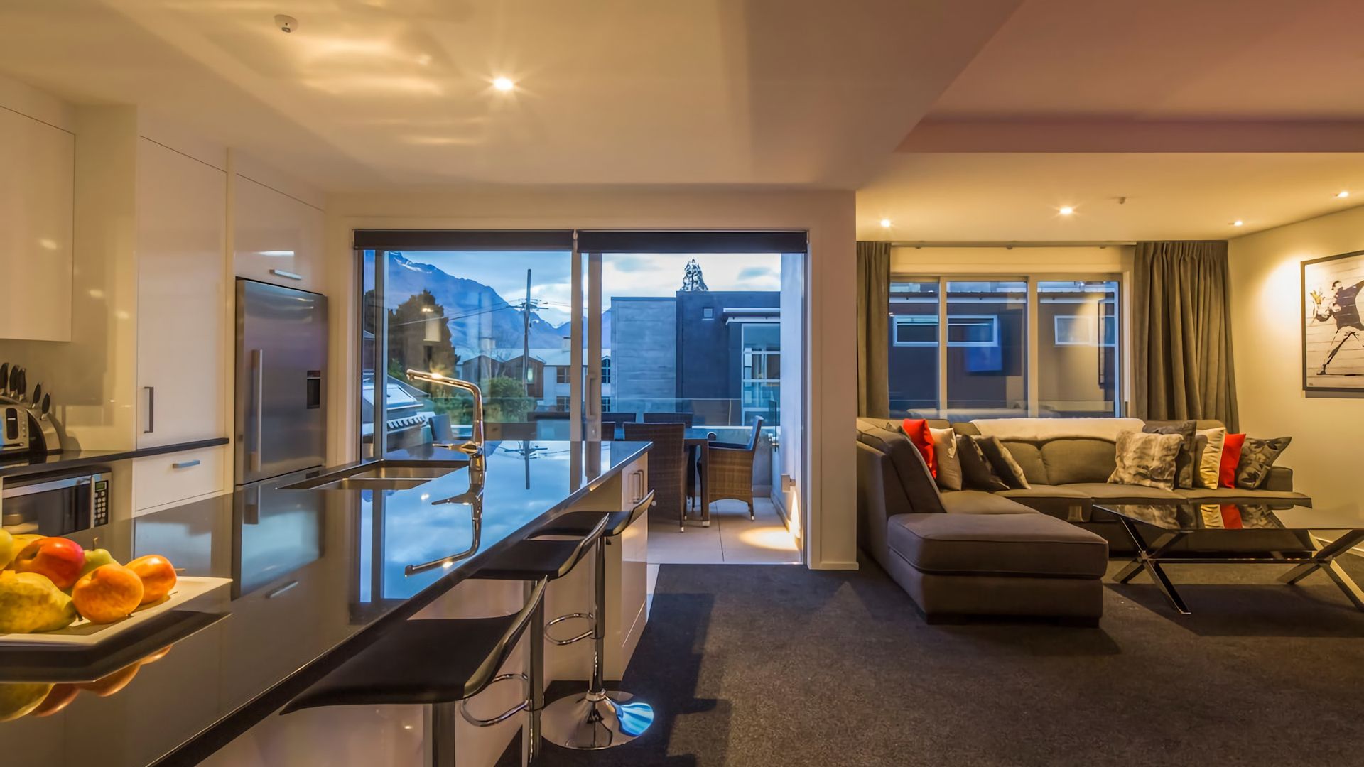 Full kitchen with Outdoor BBQ