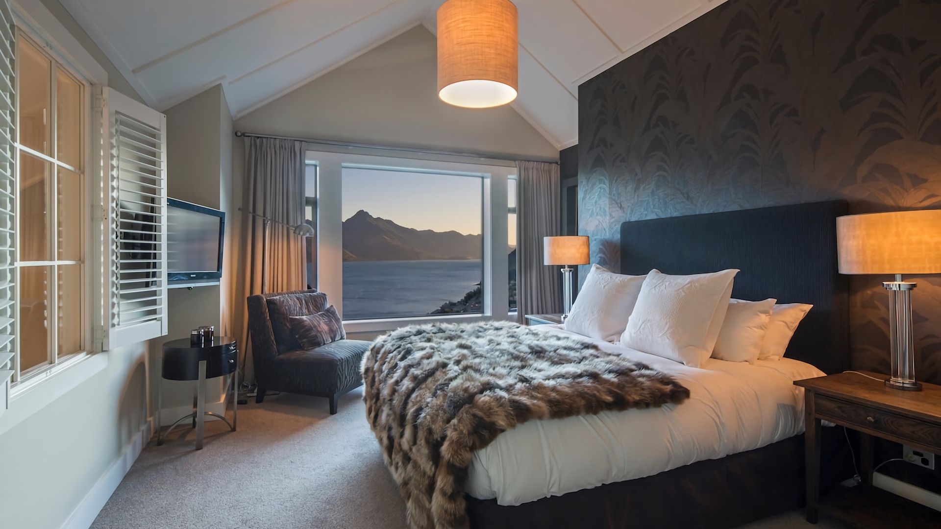 Commonage 2br Grand Promenade