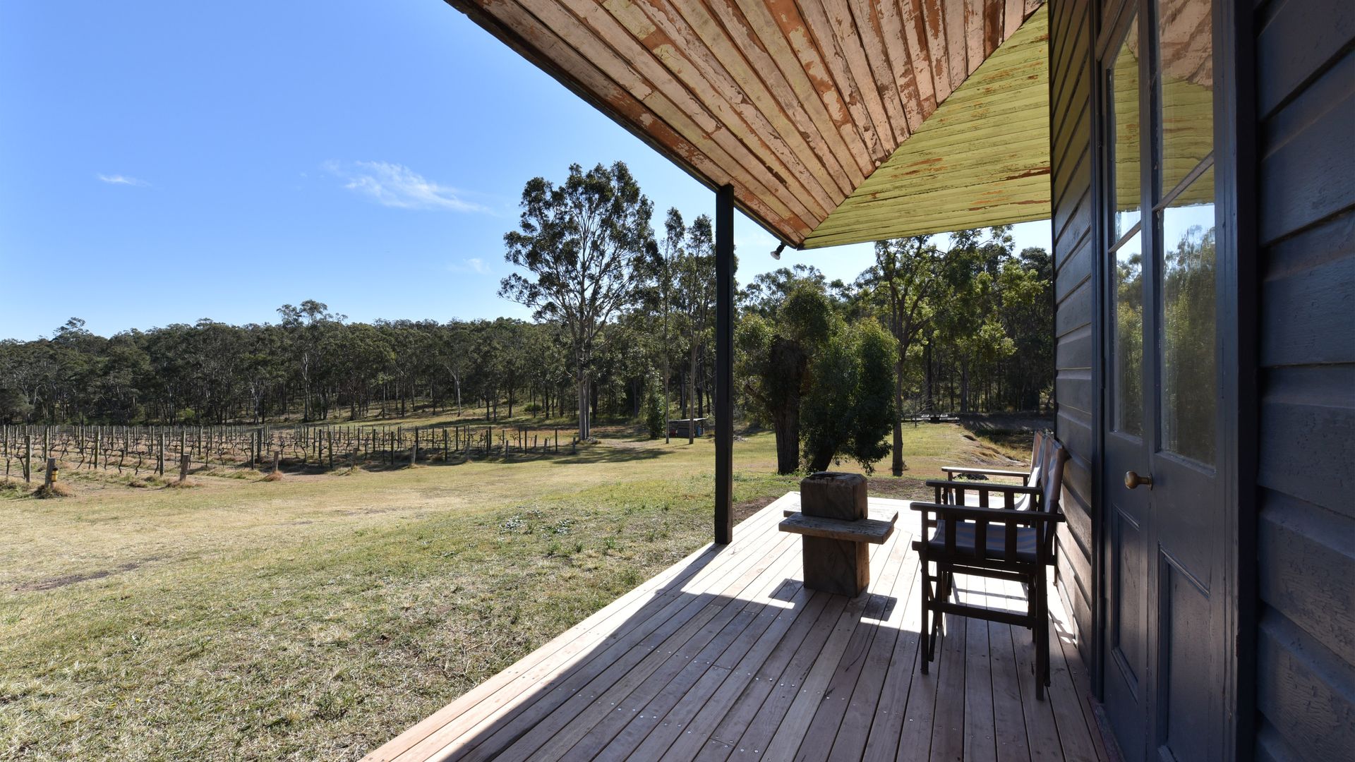 The Parson’s Vineyard Retreat – get amongst the vineyards in a historic home