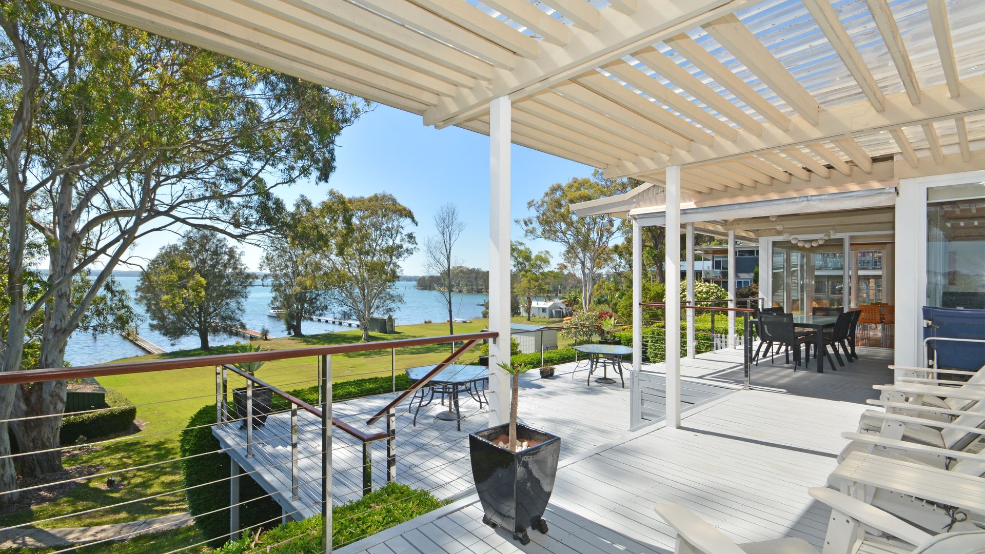 Lake Macquaries’ Edgewater Escape at Morisset Memories