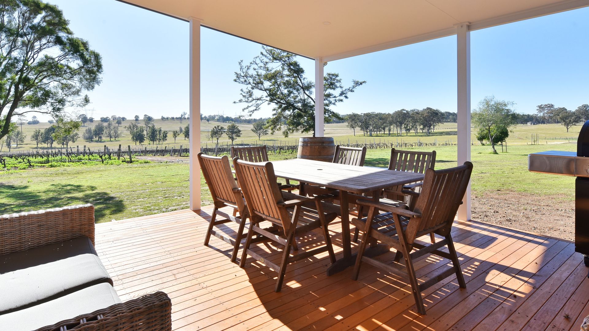 Kinloch Cottage Stunning Stay on Daisy Hill Vineyard