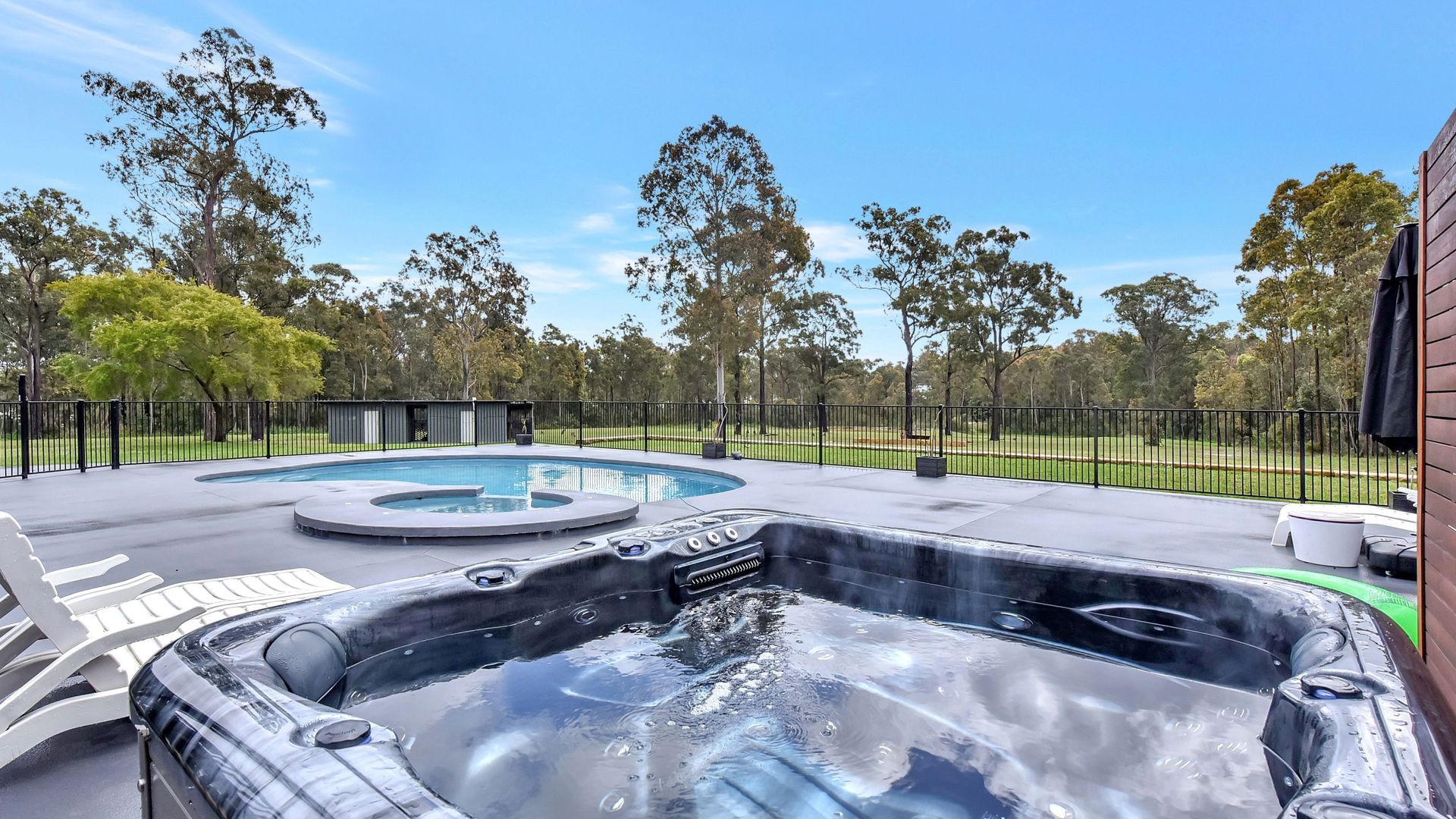 Kitchener Country Estate with Pool Hot Tub on private acres that sleeps up to 18