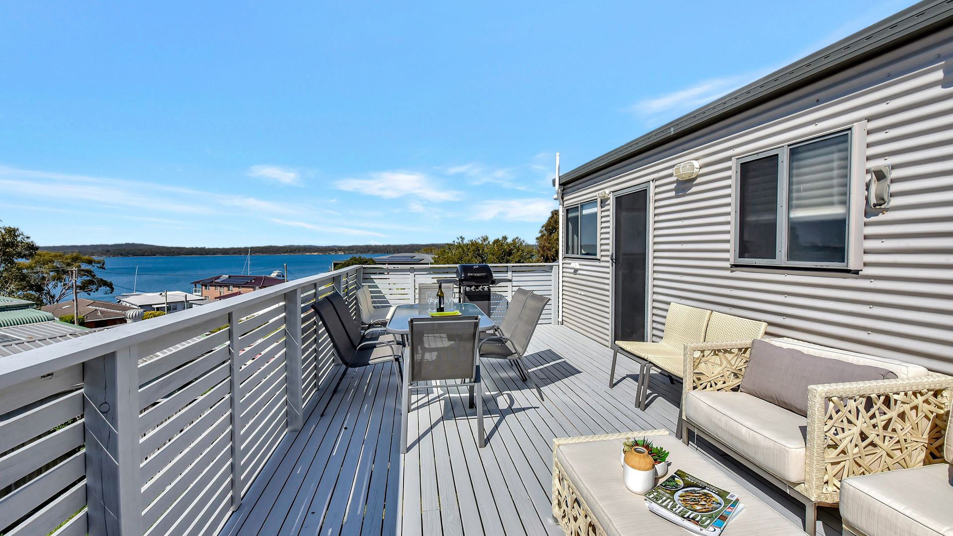 Seabreeze Bungalow – Lakeview Sunset Delight at Sunshine on Lake Macquarie