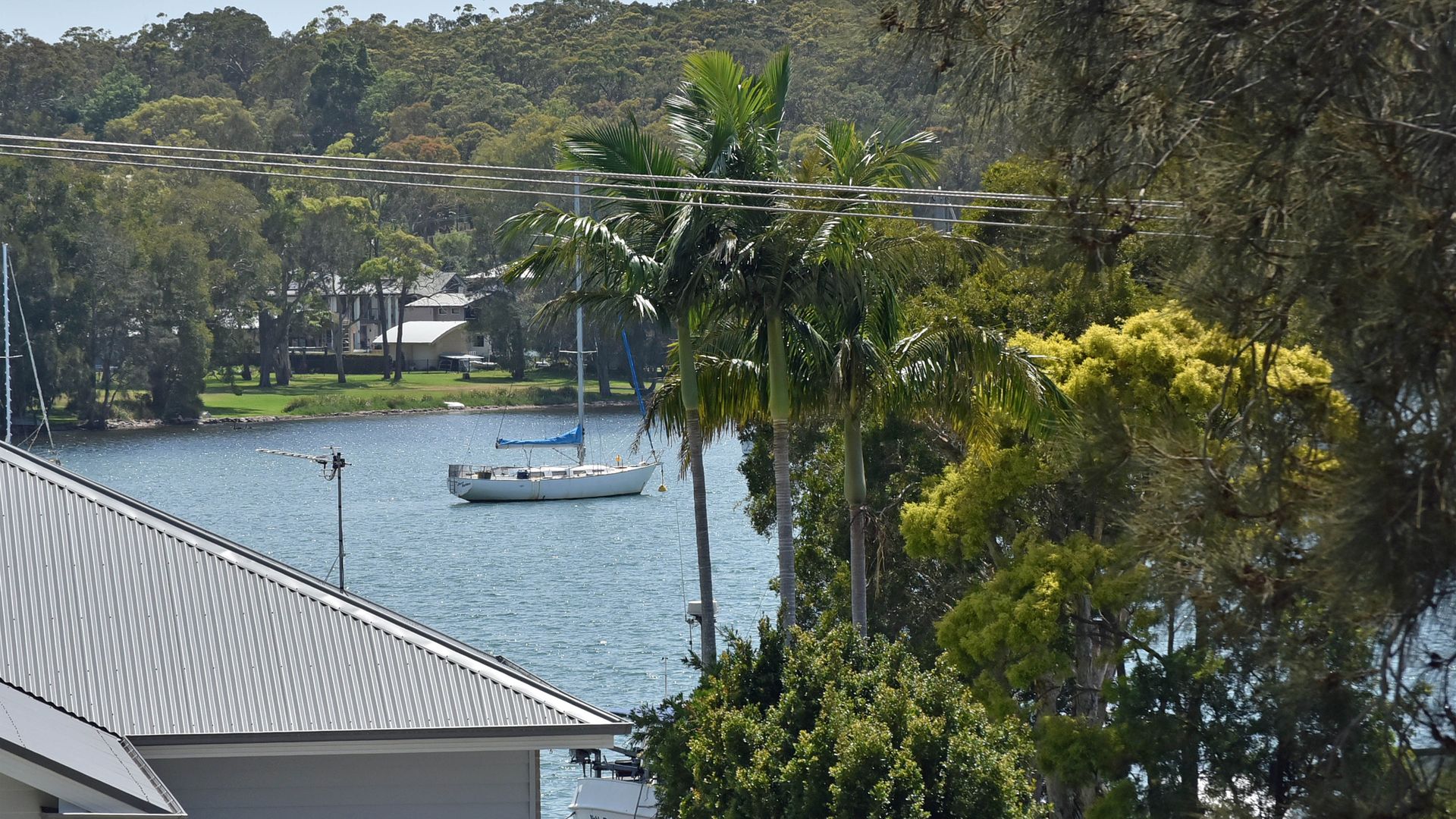 Breezy Bayside Haven at Brightwaters