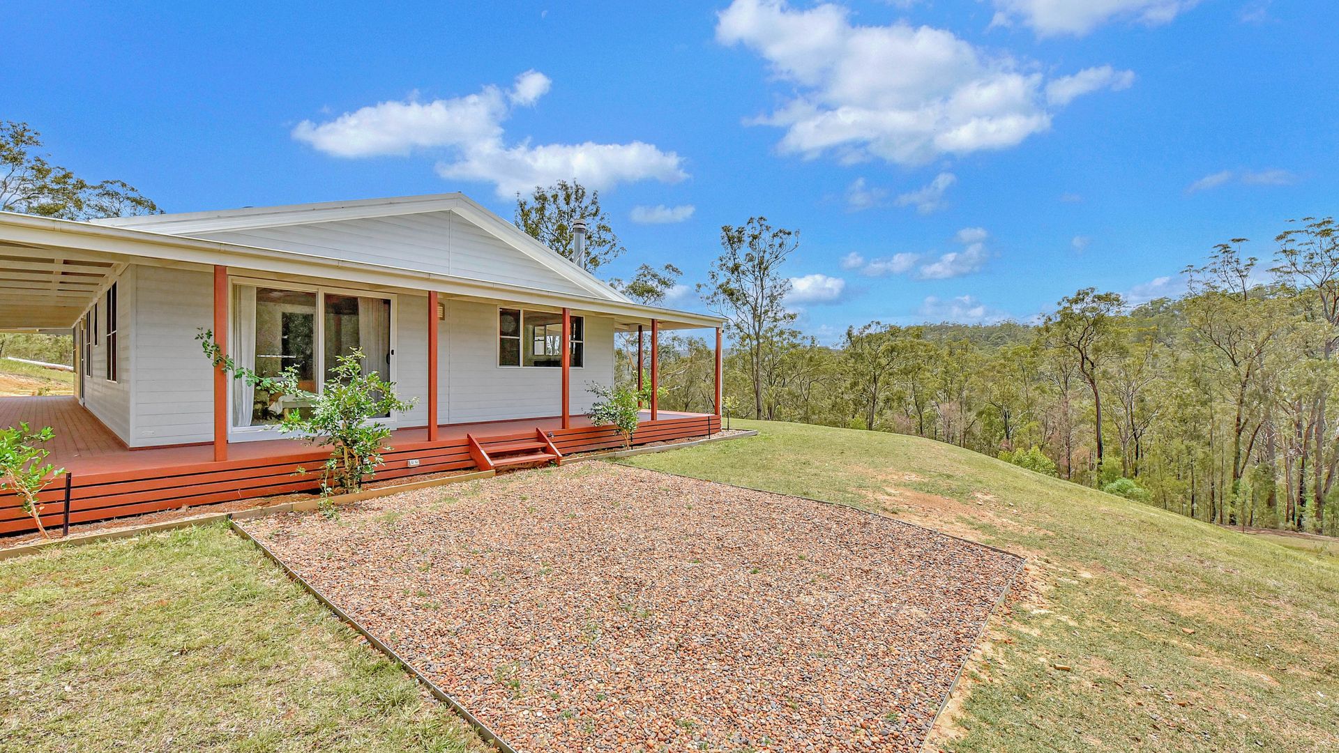 Paikium Off the grid in Laguna Haven: A 100-Acre Oasis of Sustainable Ser