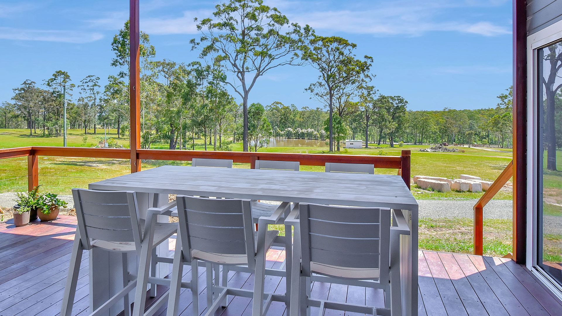 Magpie Two – Two for Joy Estate. 3 bedroom sleeping 6