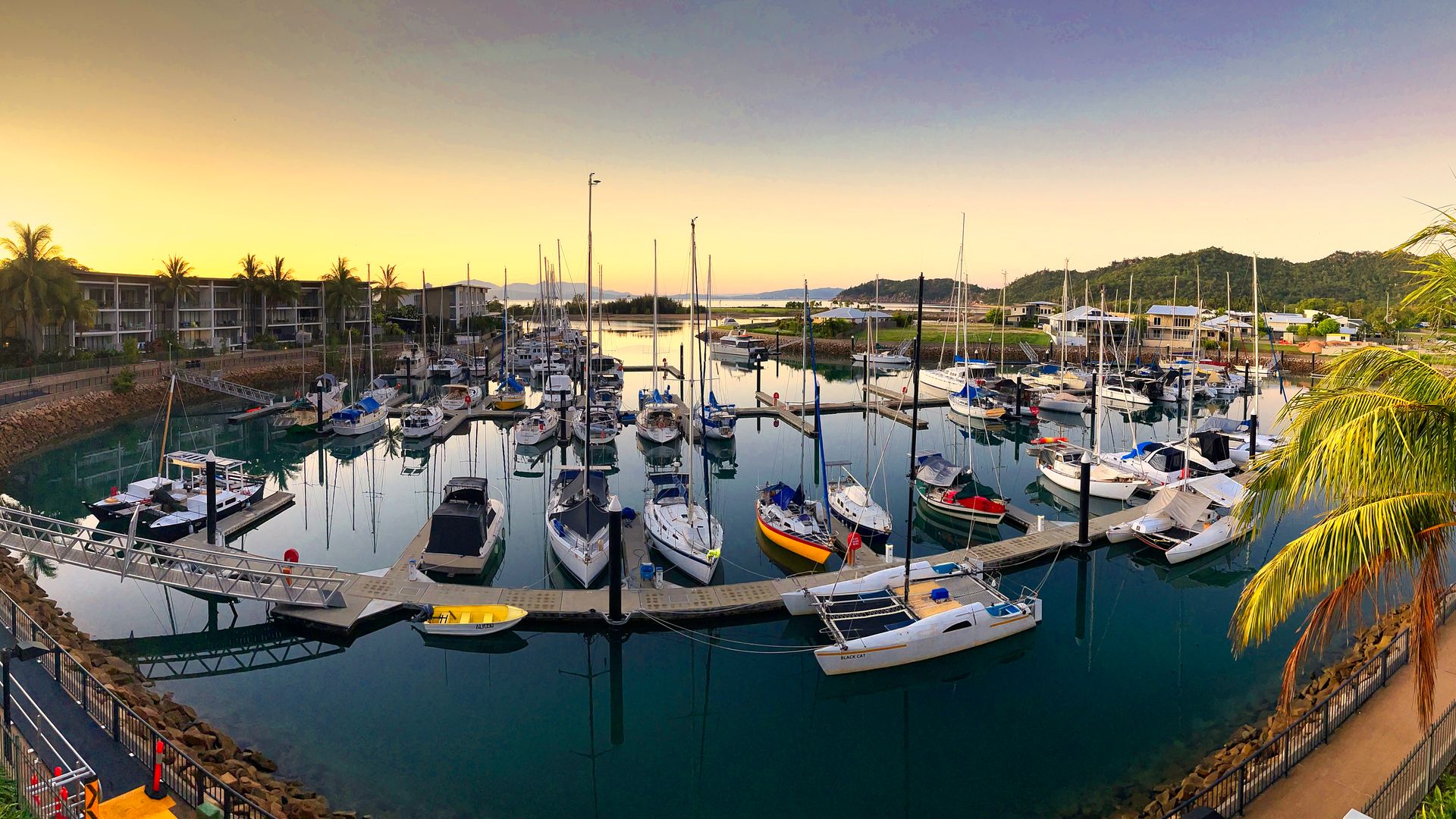 Blue on Blue Apartment 933