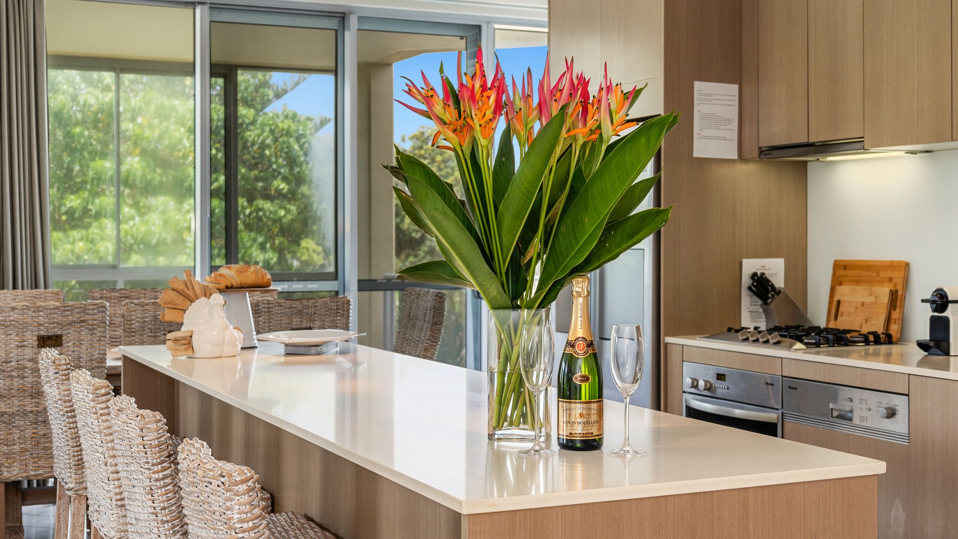 Luxury Apartment 1122 at Bells Boulevard