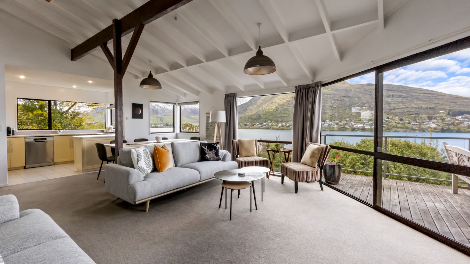 Perfect on Perkins – Lake views