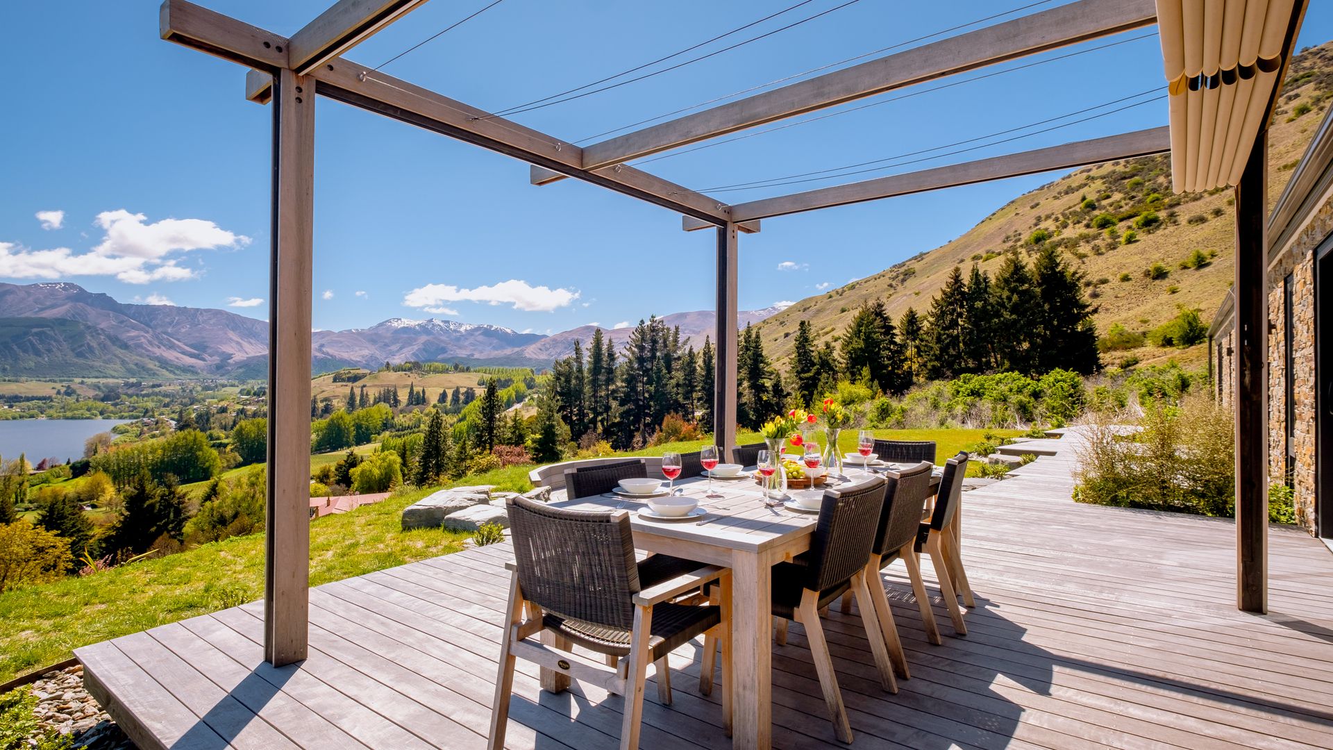 Sicilian Luxury Retreat | Queenstown Holiday Home