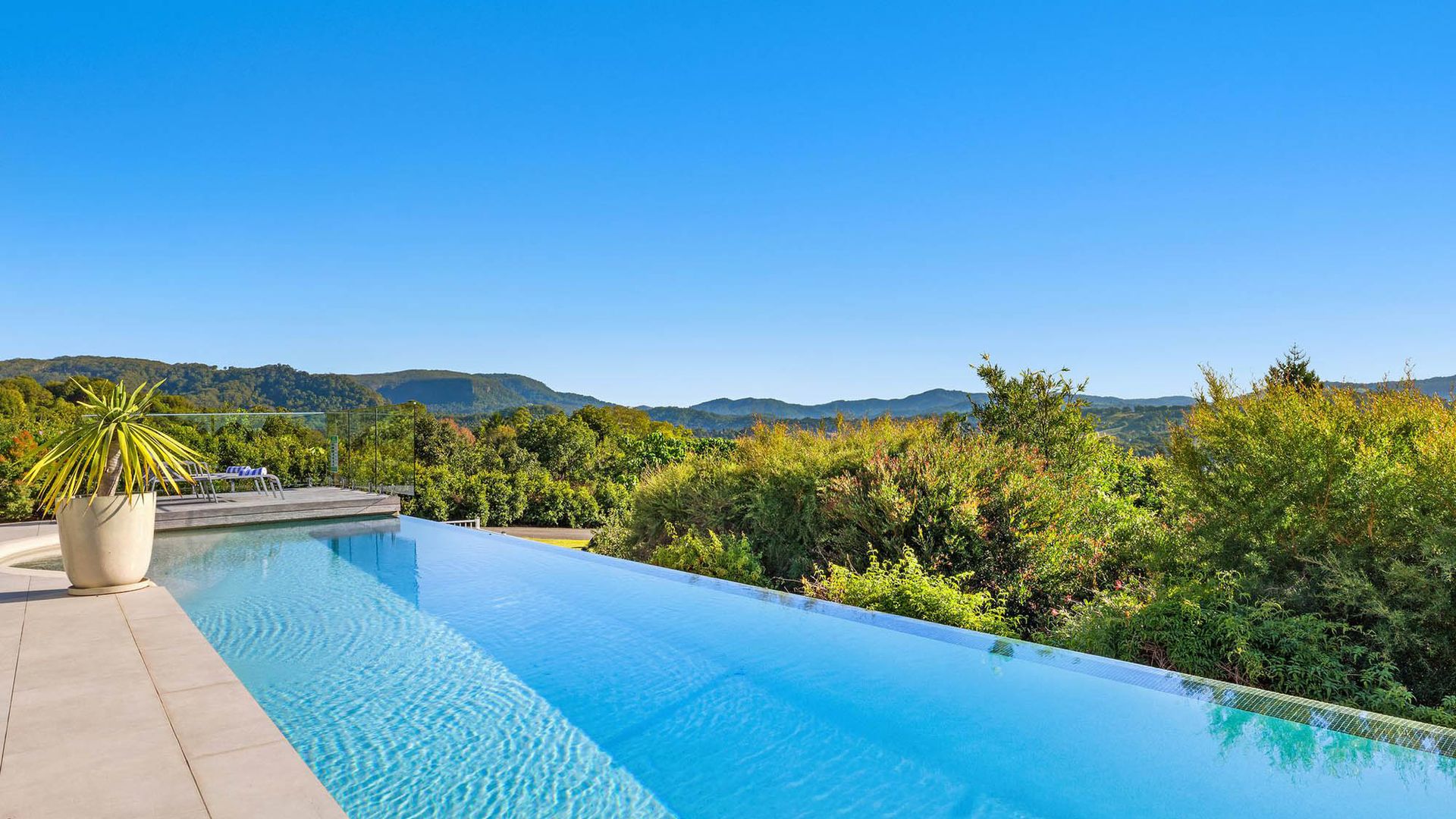 The Springs – architect-designed home with pool