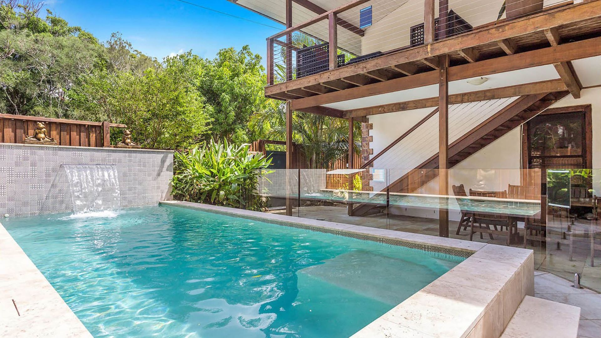 Skye Lodge – 7 Bedroom charming Balinese retreat with designer pool