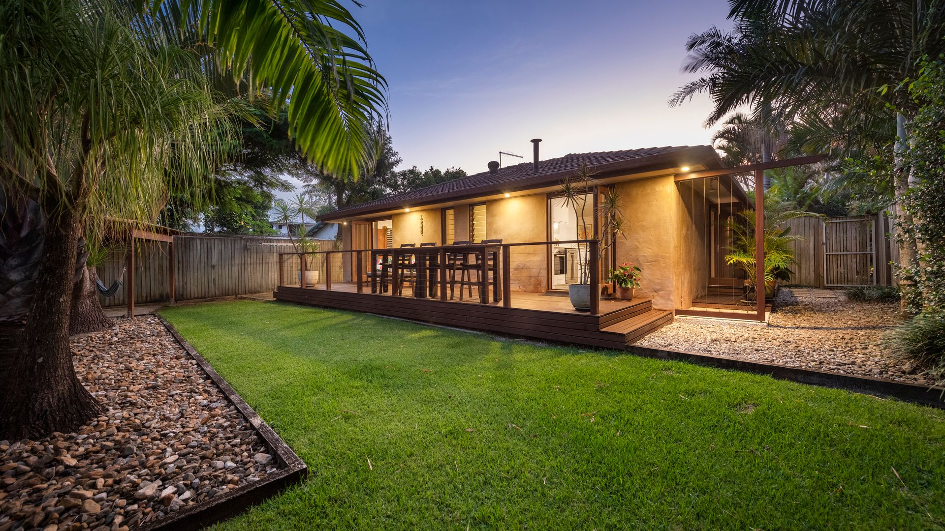 Tallow Beach Retreat – welcoming pet-friendly unit
