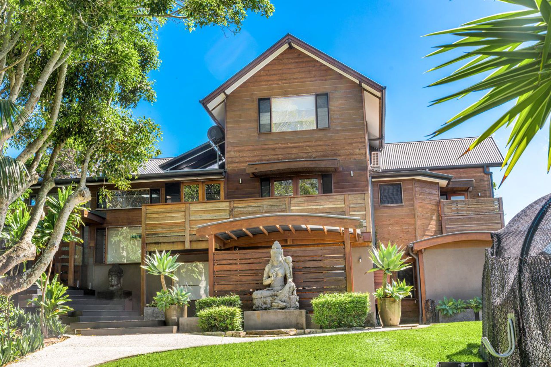 Belongil Beach House & Cottage