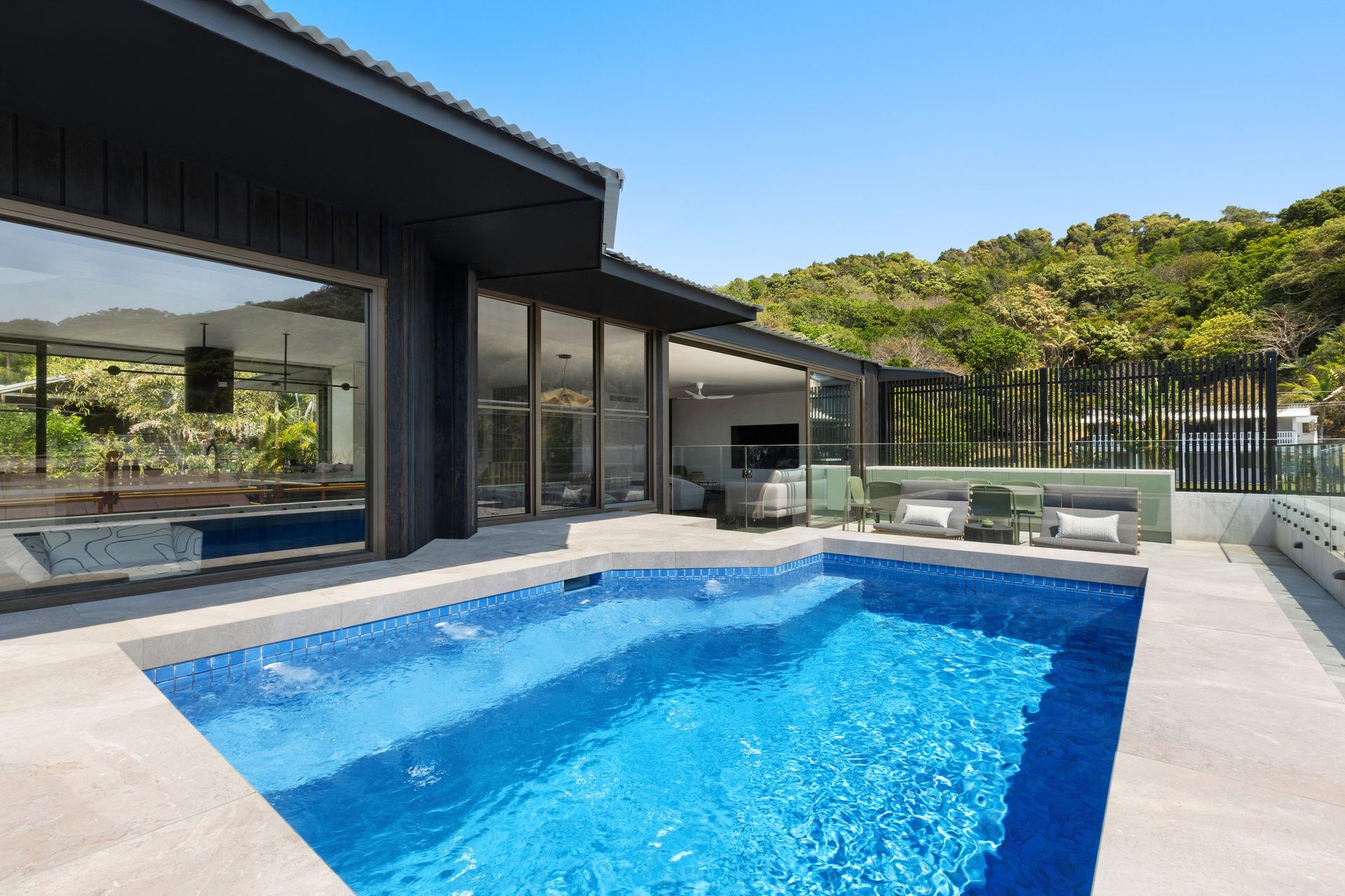 Starfall Luxury Home – NEW BUILD