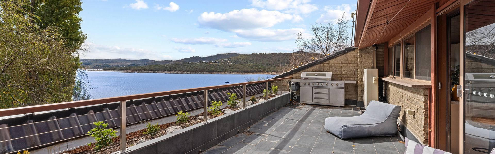 Ibis on Lake Jindabyne