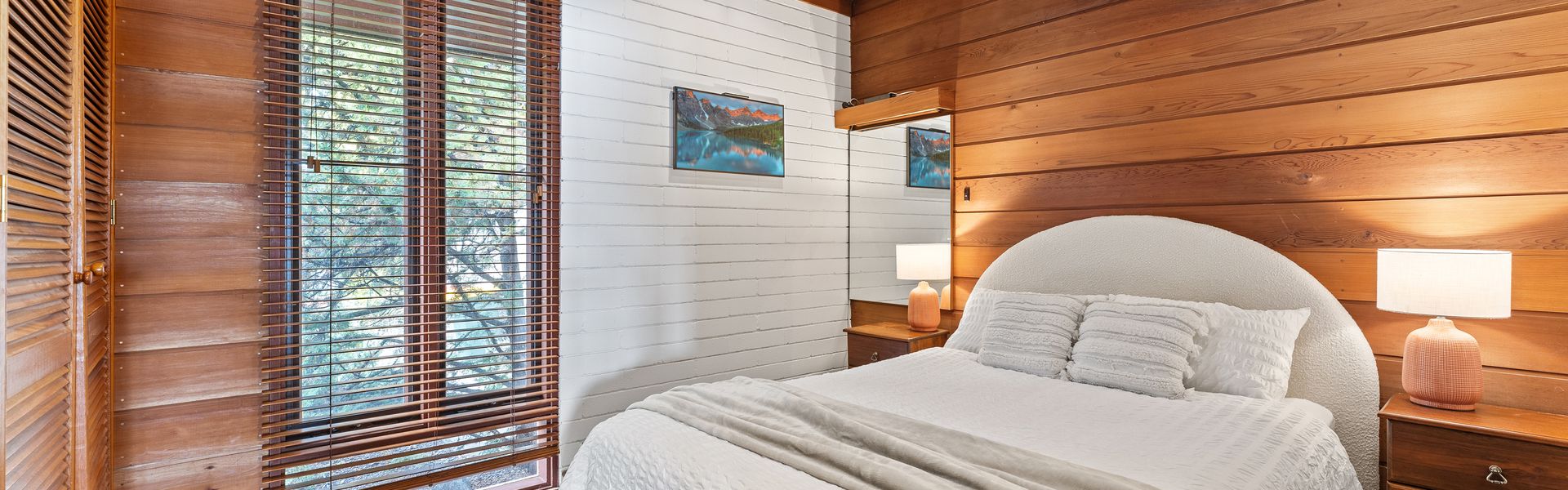 Ibis on Lake Jindabyne