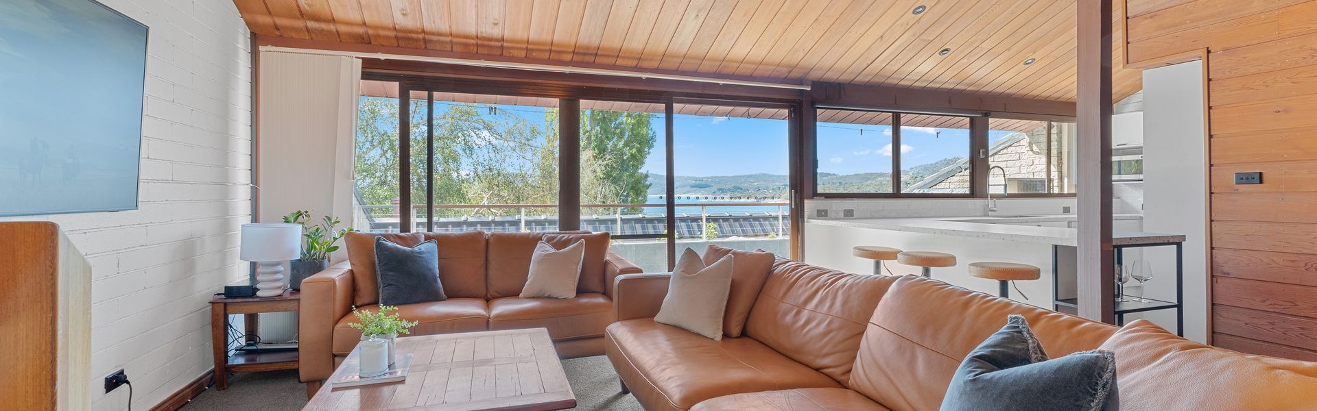 Ibis on Lake Jindabyne