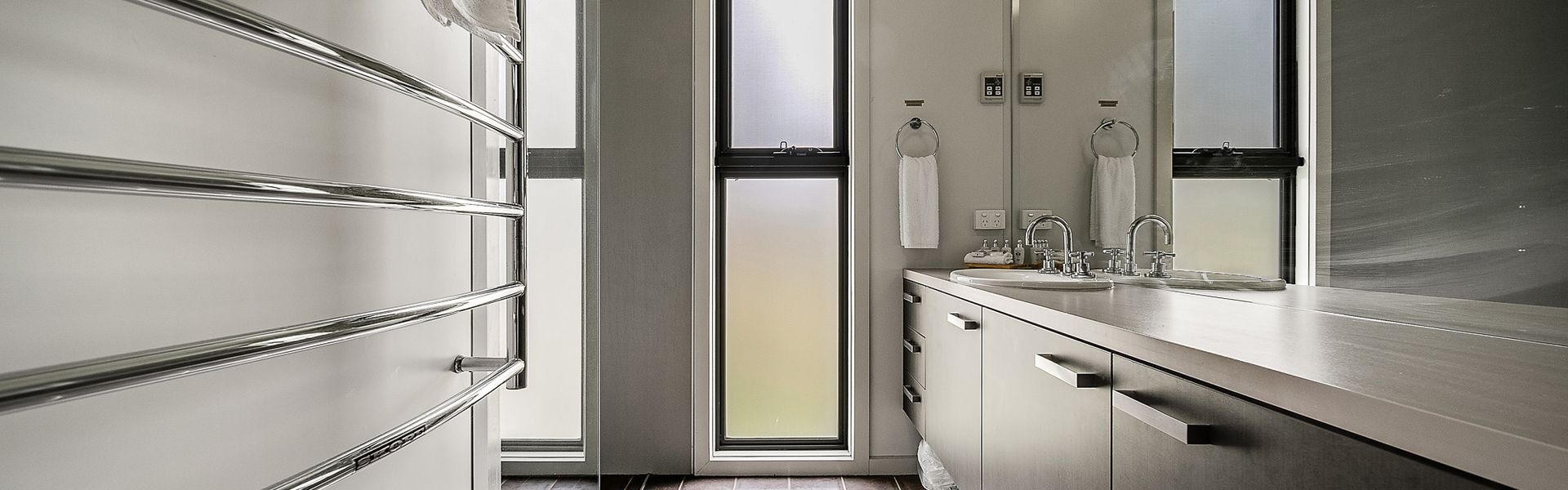 Ecocrackenback Chalet 12