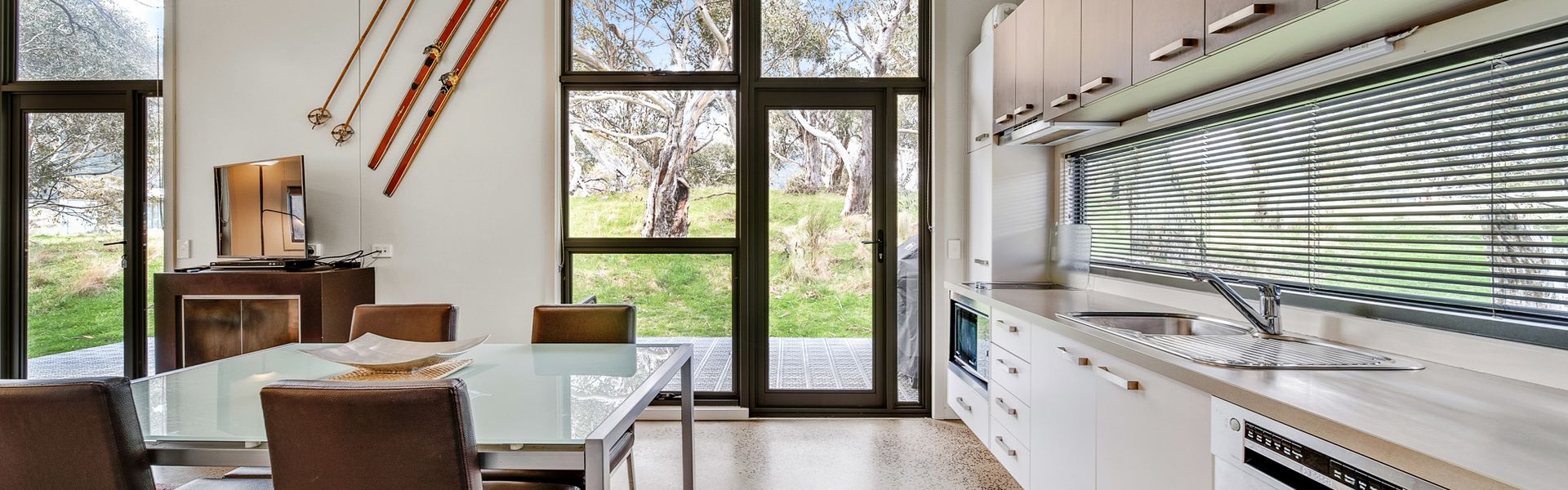 Ecocrackenback Chalet 9