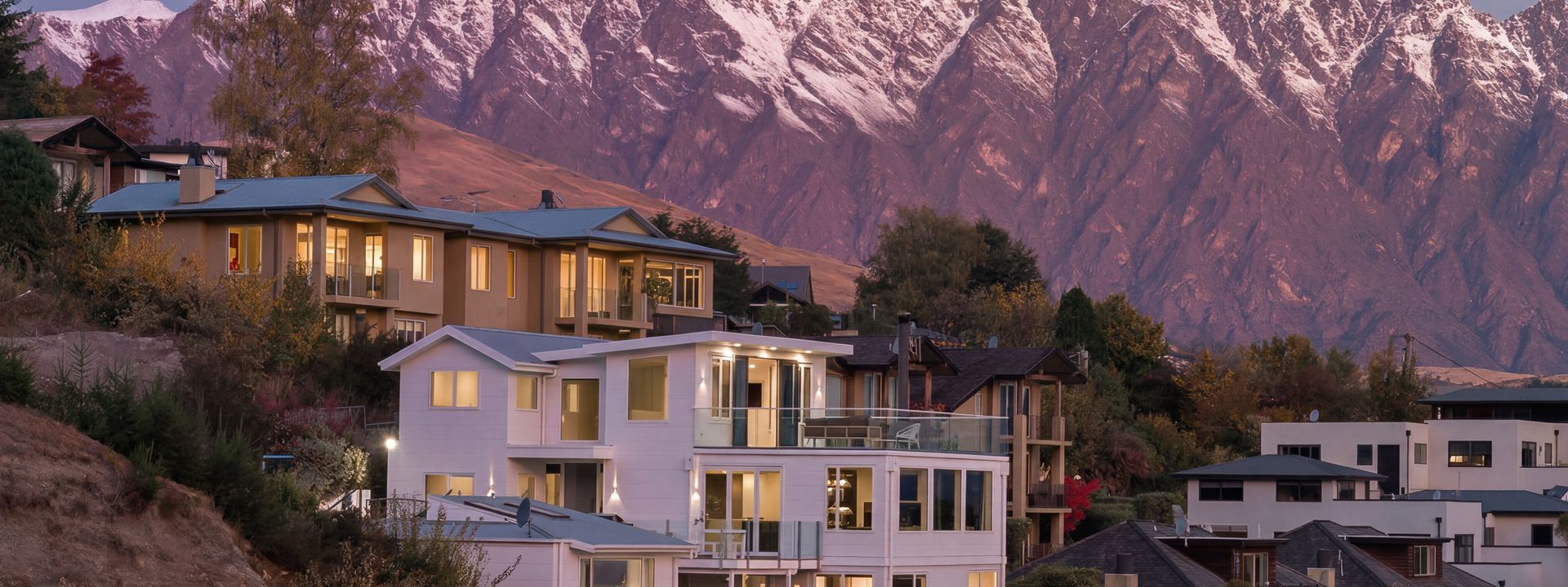 Queenstown Hill House – Full House, Studio & Apartment