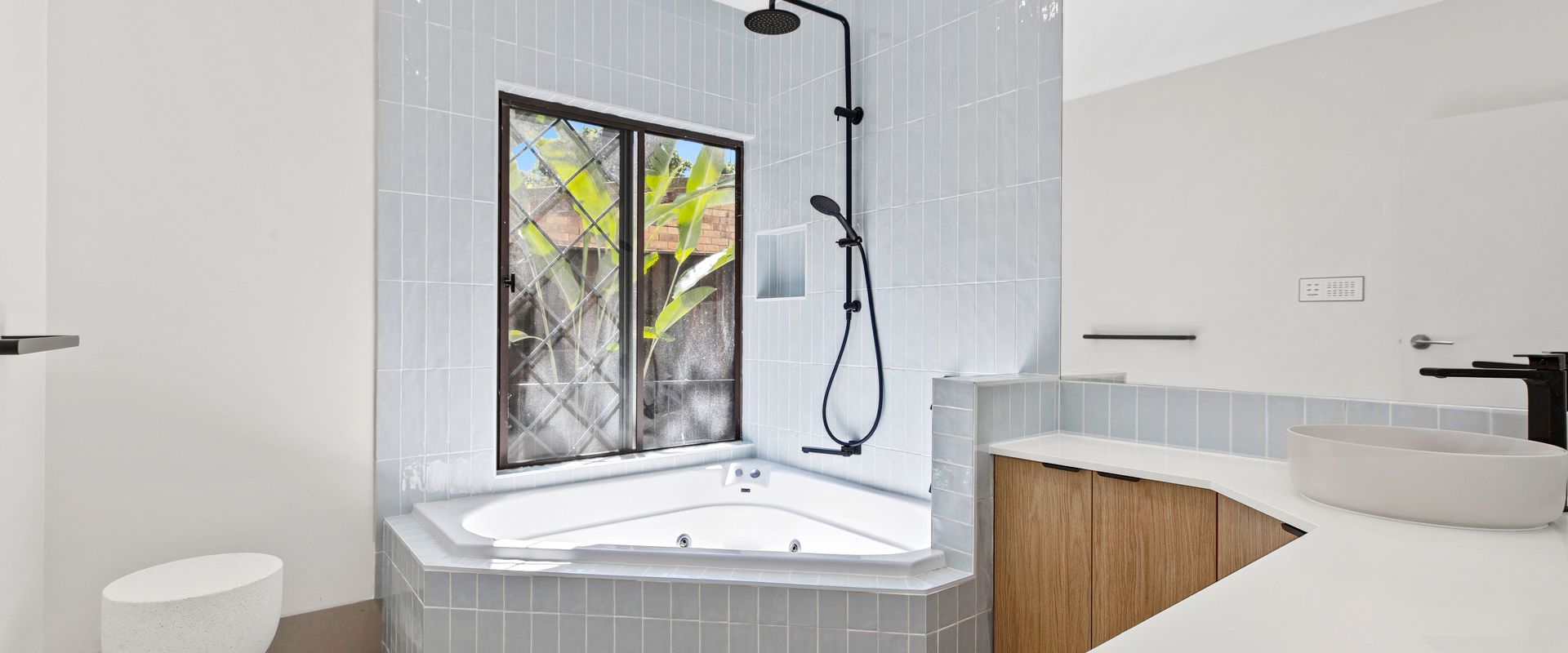 1 Horizon Terraces – Beautifully Styled Duplex