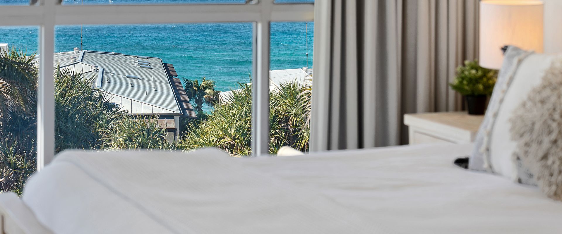 6 Andari – Sweeping Sunshine Beach Views Close to Everything