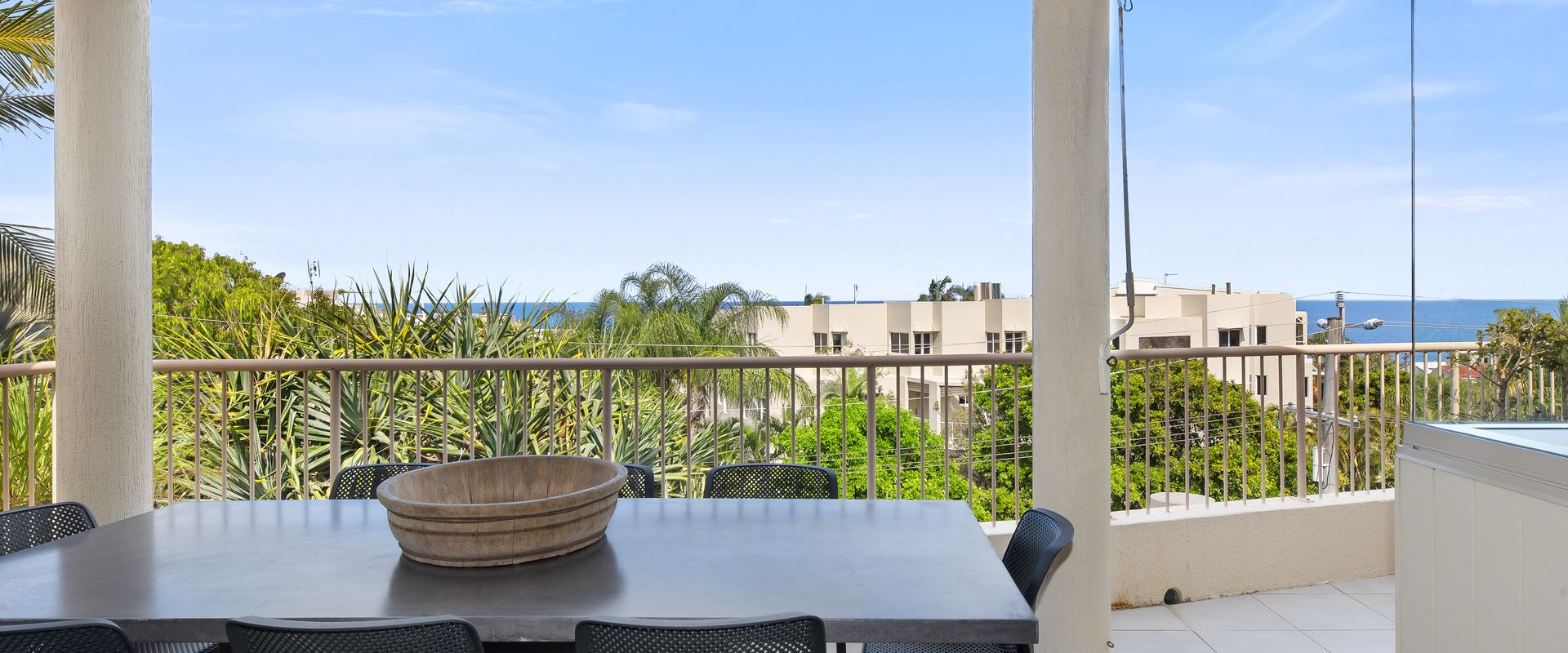 8 Nereus – Stunning & Sophisticated 3 Bedroom