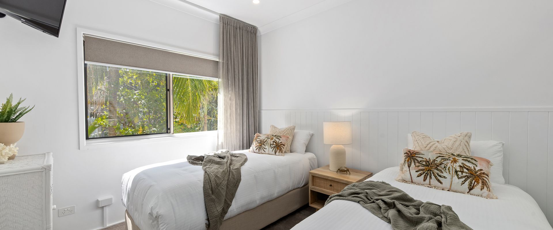 8 Nereus – 2 Bedroom Stunning Apartment