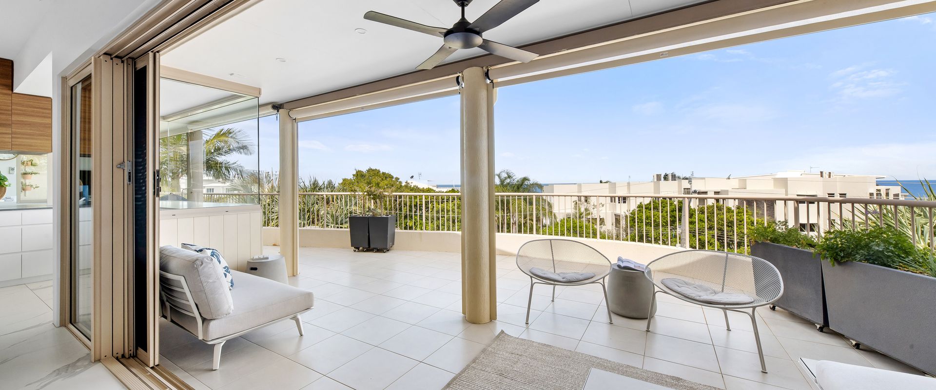 8 Nereus – 2 Bedroom Stunning Apartment