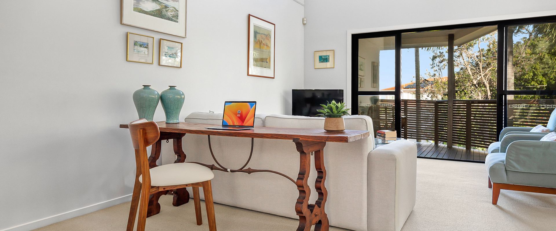 2 Horizon Terraces – Spacious Duplex Close to Village and Beach