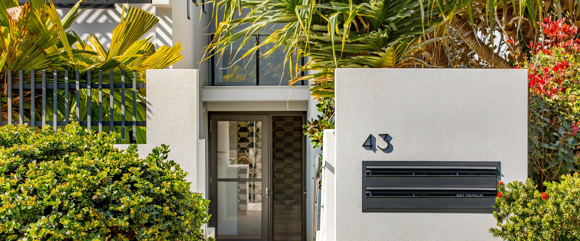 2 Indigo – quality apartment in coveted location 3 Month Rentals
