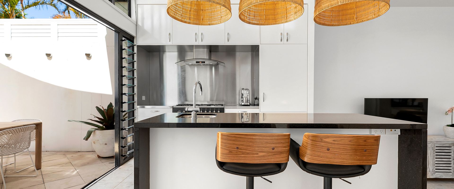 2 Luna Noosa – Spacious Retreat in Elevated Location