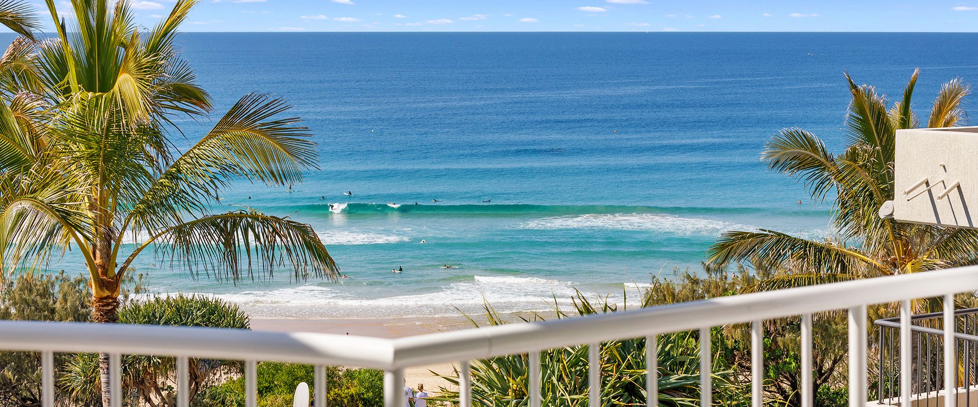 9 La Mer, 5 Belmore Tce – Ultimate Beachside Living